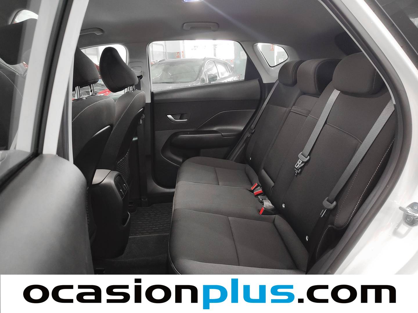 Foto asientos traseros Hyundai Kona Hyundai Kona 1.6 GDI HEV Tecno DT (129 CV)