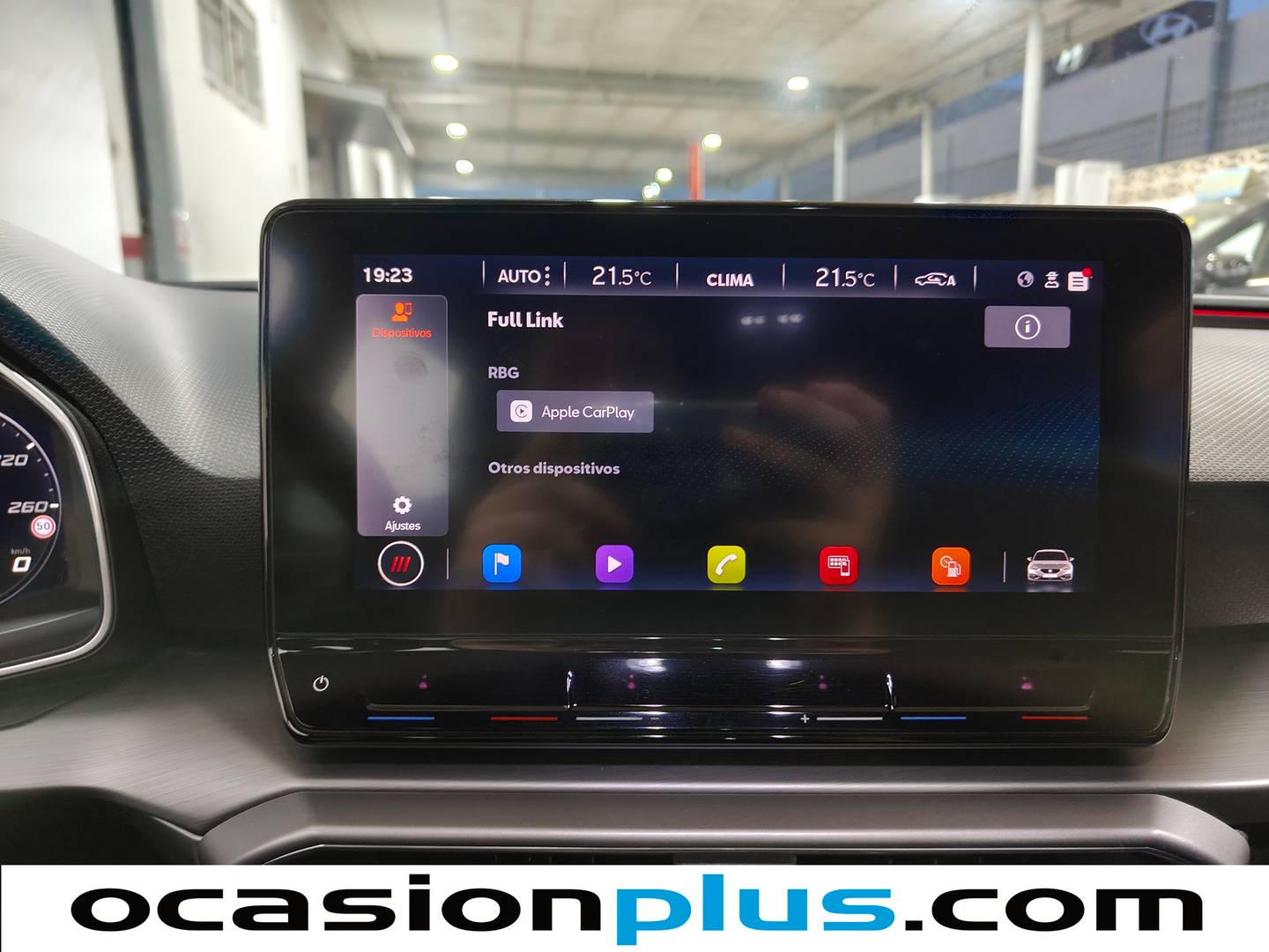 Equipamiento del Seat León Seat León 1.5 eTSI S&S FR Go L DSG (150 CV)