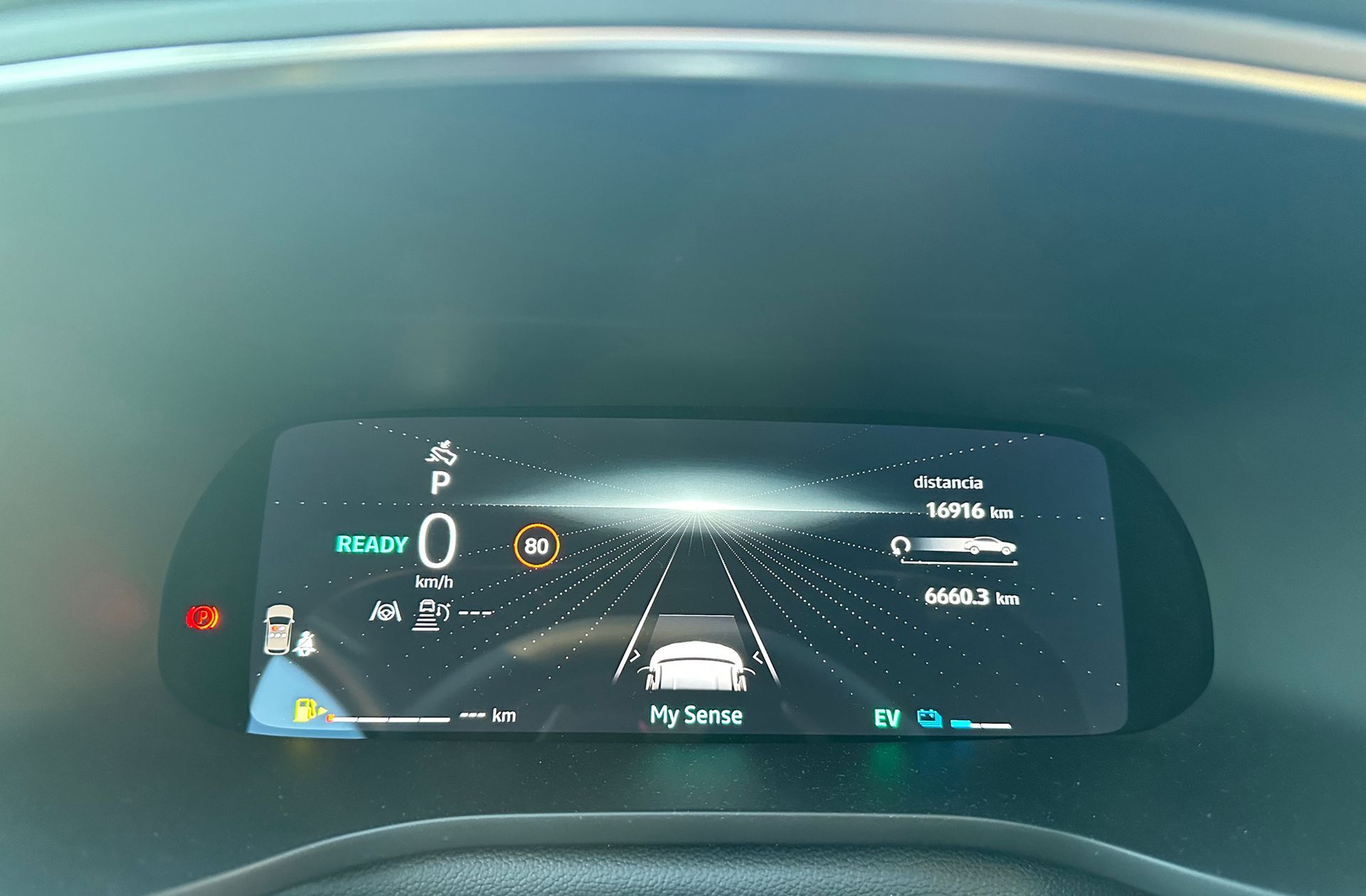 Renault Arkana Esprit Alpine E-Tech Híbrido - foto 18