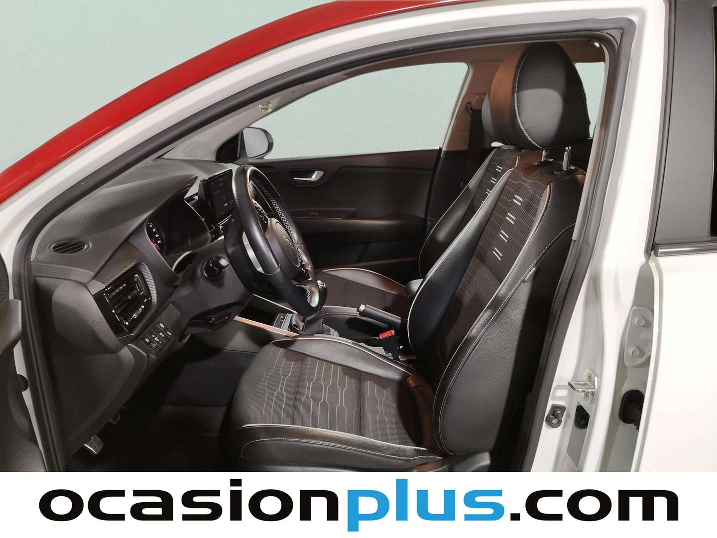 Foto asientos delanteros KIA Stonic KIA Stonic 1.0 T-GDi MHEV iMT GT Line (120 CV)