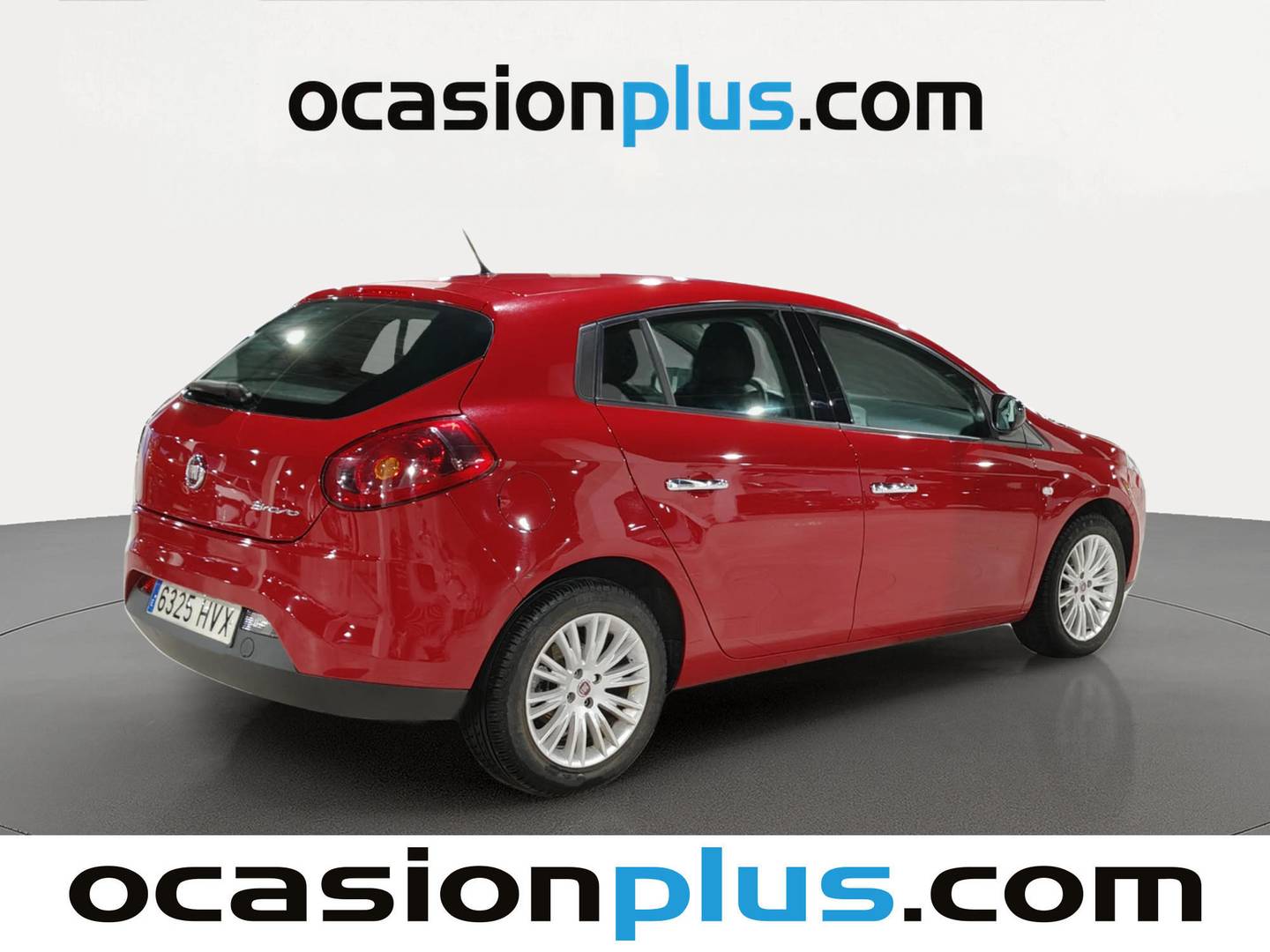 Foto trasera Fiat Bravo Fiat Bravo 1.4 16v Easy Gasolina Fire (90 CV) derecha