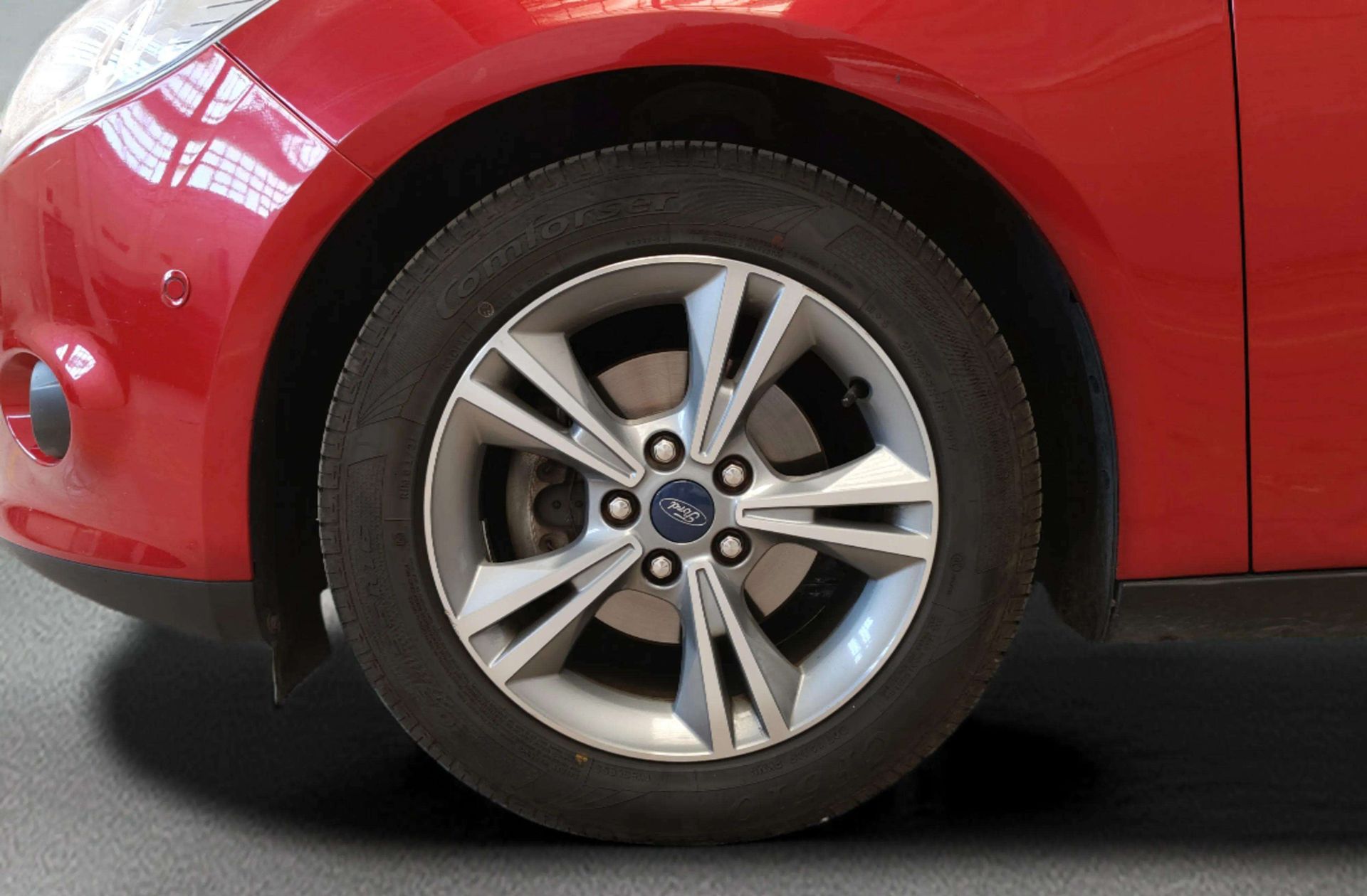 Ford Focus 1.6 TDCi Edition - foto 30