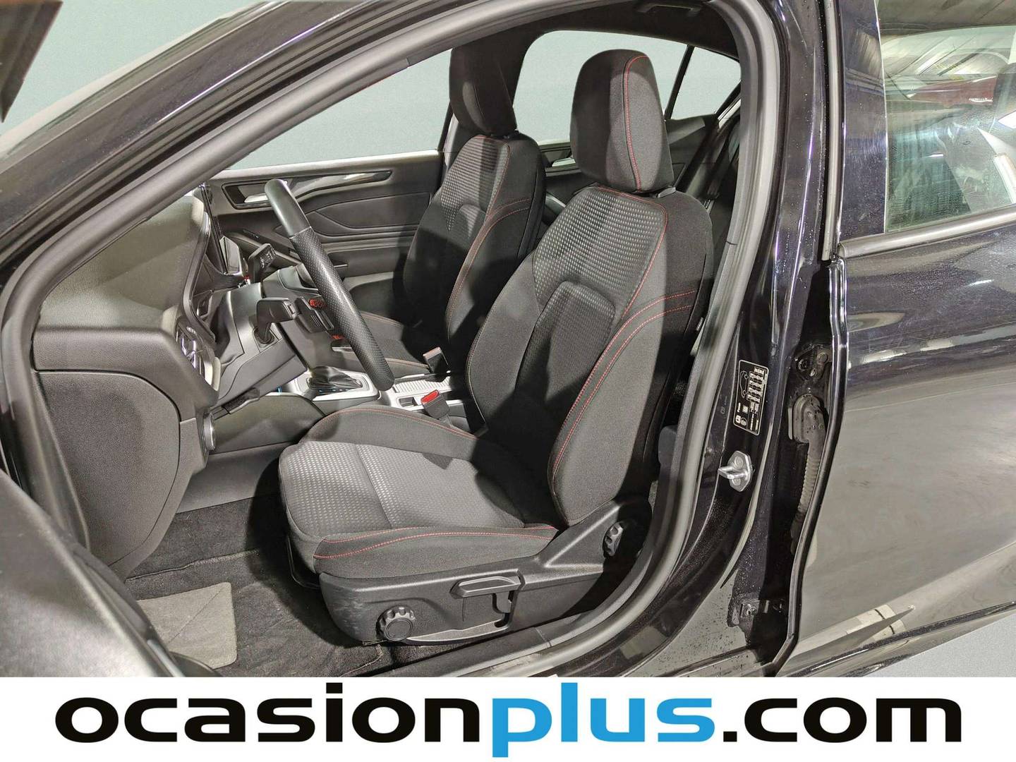 Foto Ford Focus Ford Focus 1.0 Ecoboost MHEV ST-Line Auto (125 CV)