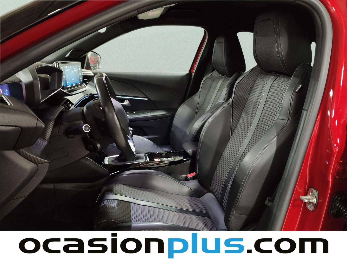 Foto asientos delanteros Peugeot 2008 Peugeot 2008 PureTech 130 S&S GT (130 CV)
