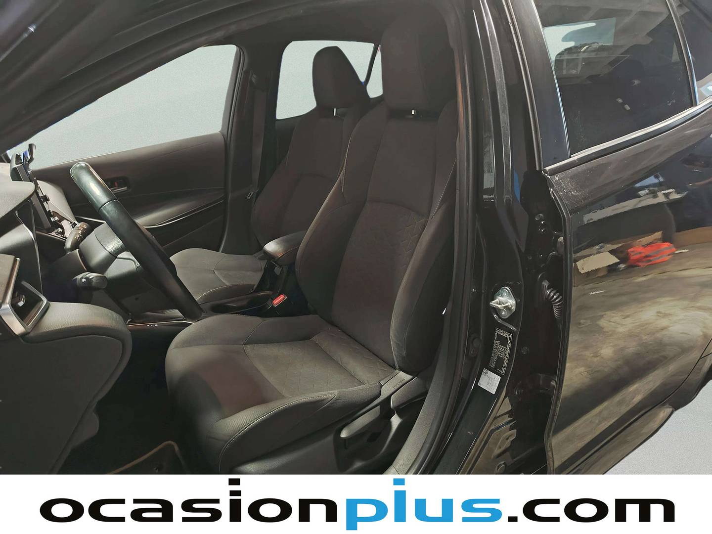 Foto asientos delanteros Toyota Corolla Toyota Corolla 1.8 125 Híbrido Feel! E-CVT (122 CV)