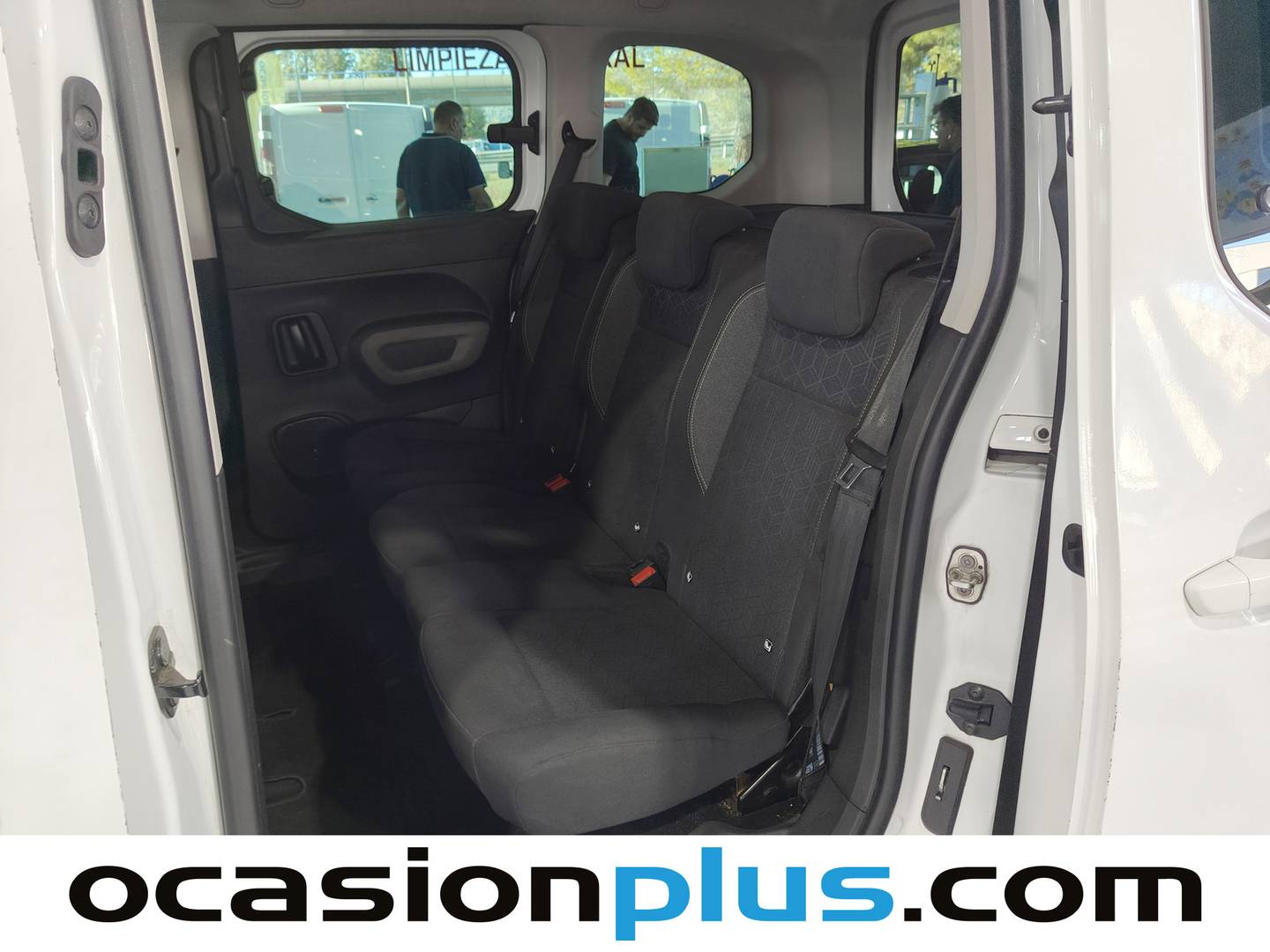 Foto asientos traseros Peugeot Rifter Peugeot Rifter BlueHDi 130 S&S Active Standard (130 CV)
