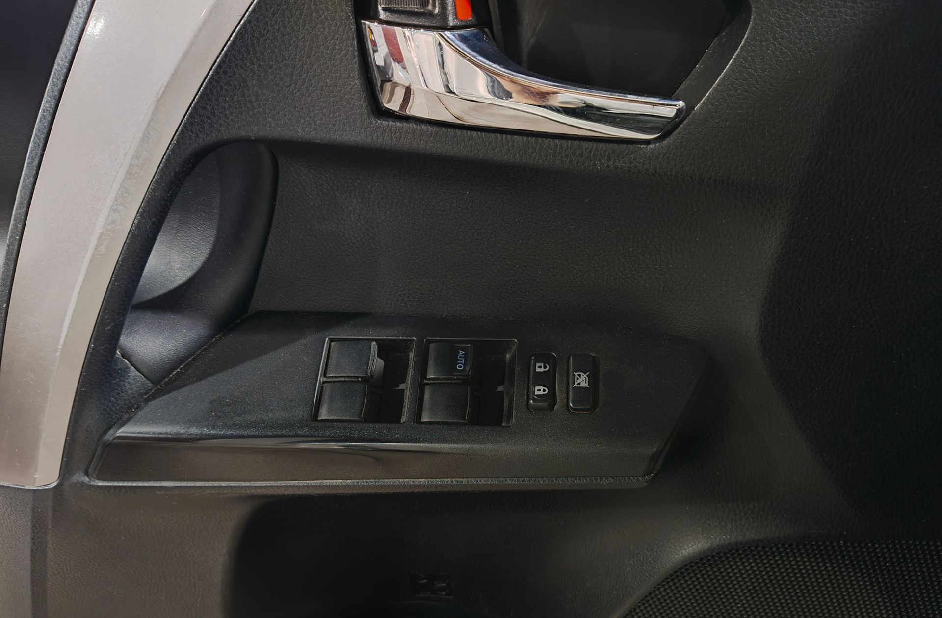 Toyota RAV4 150D Advance Pack Drive 2WD - foto 28