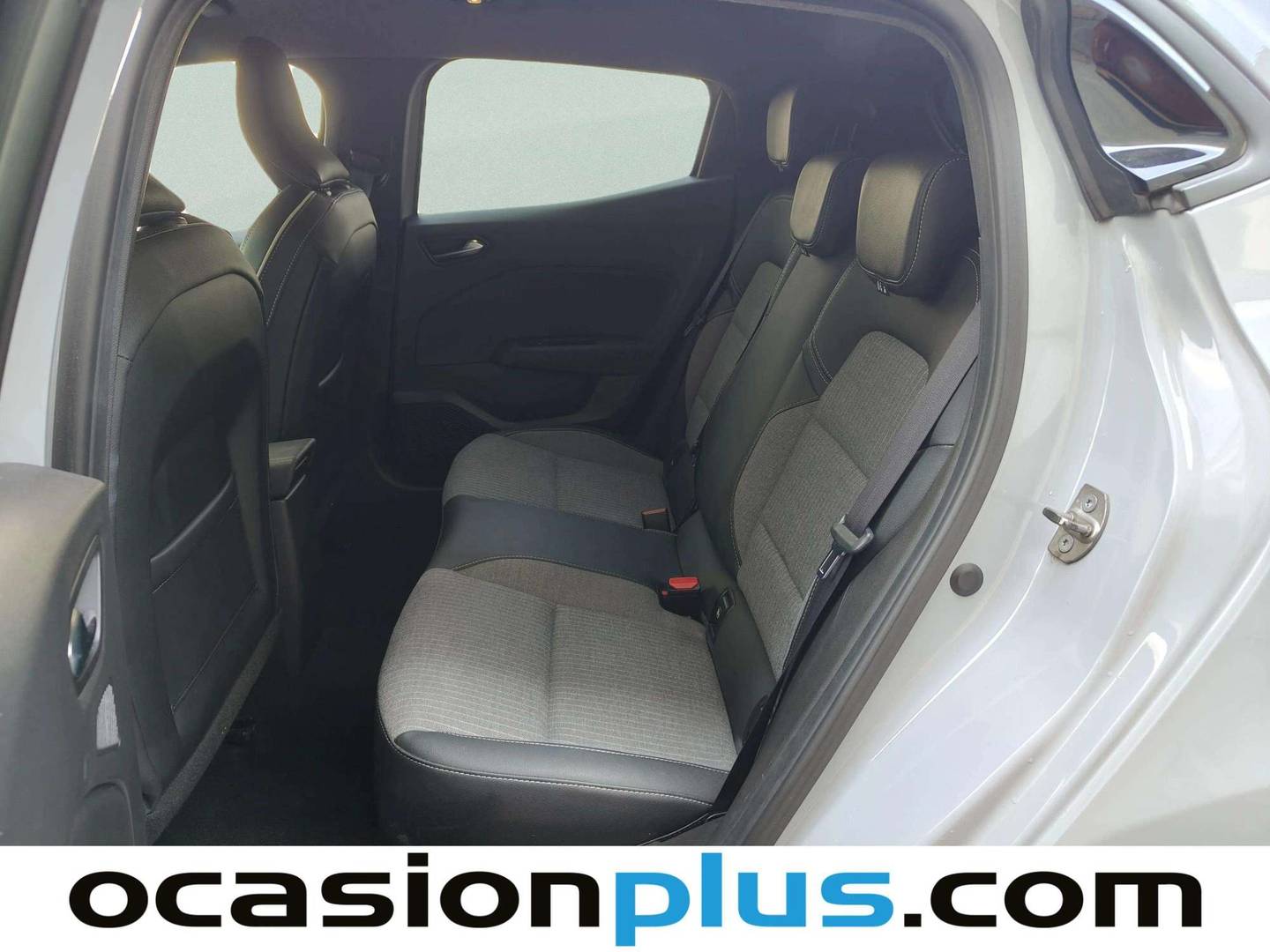 Foto asientos traseros Renault Clio Renault Clio Techno TCe (90 CV)