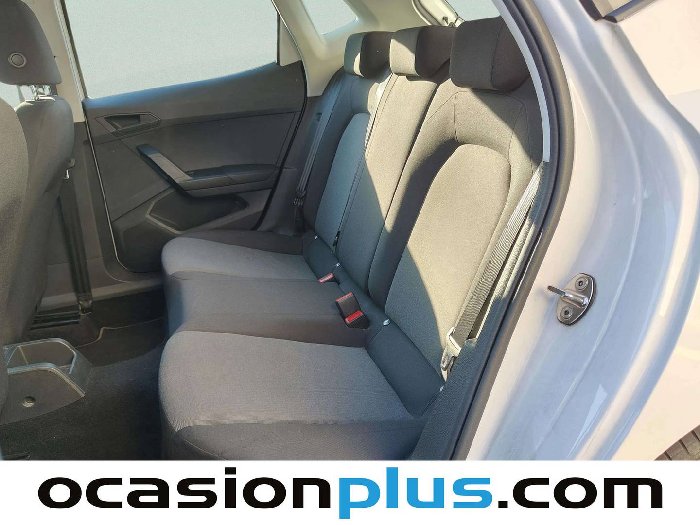 Foto asientos traseros Seat Ibiza SEAT Ibiza 1.6 TDI Reference (95 CV)