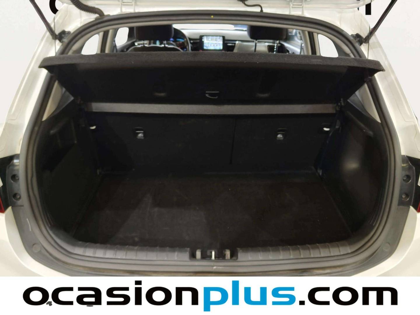 Fotos maletero KIA Stonic KIA Stonic 1.0 T-GDi Drive DCT (100 CV)
