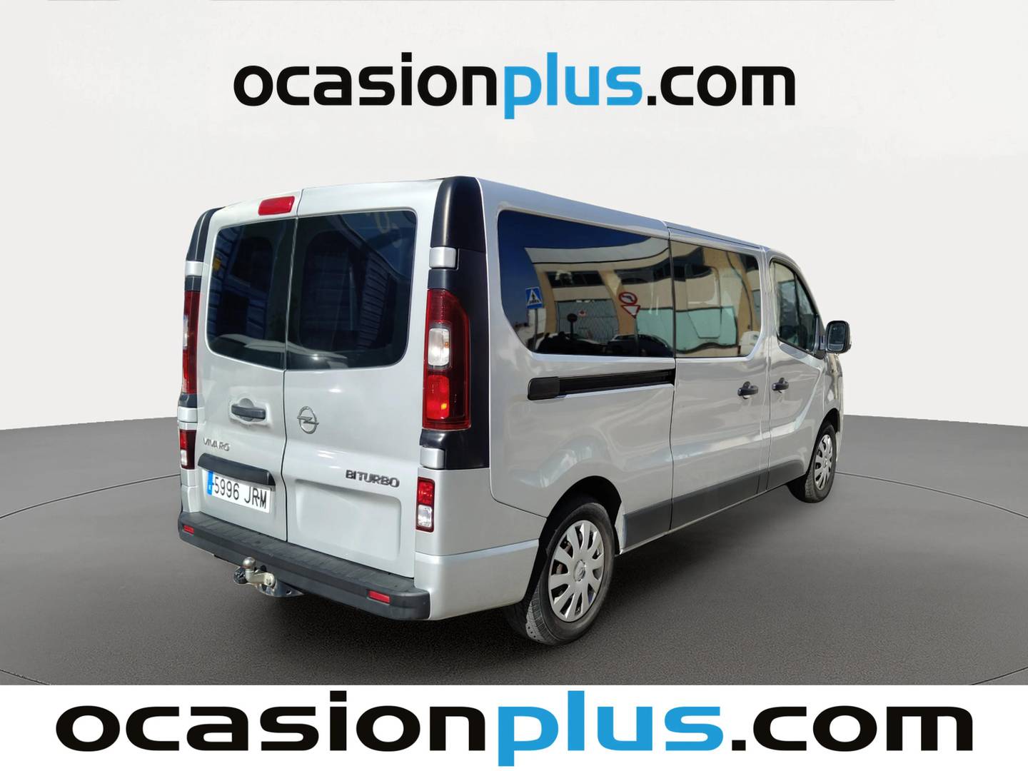 Foto trasera Opel Vivaro Opel Vivaro Combi 1.6 CDTI L2 2.9t (125 CV) 8 Plazas derecha
