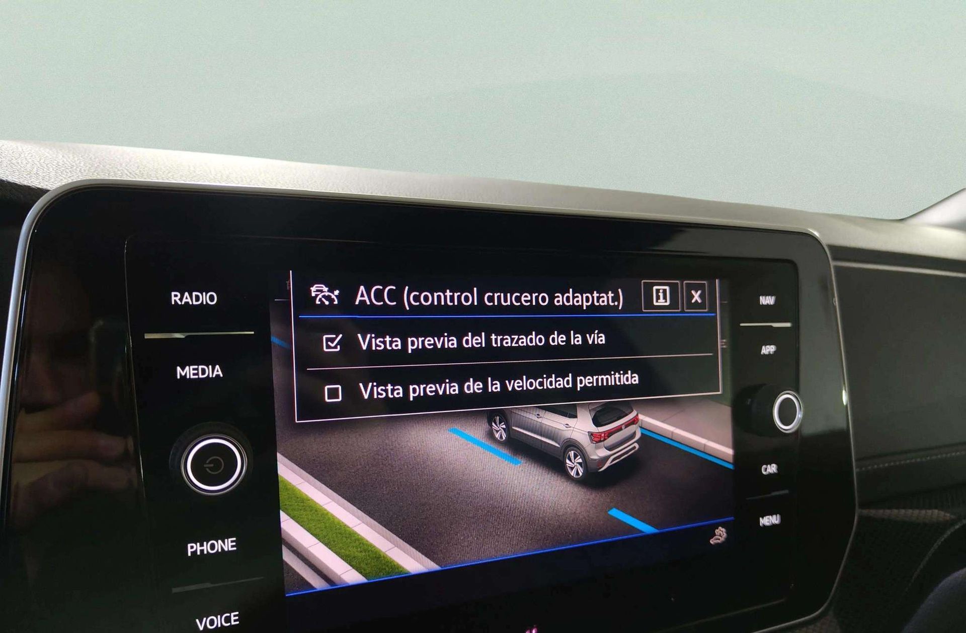 Volkswagen T-Cross R-Line 1.0 TSI DSG - foto 15