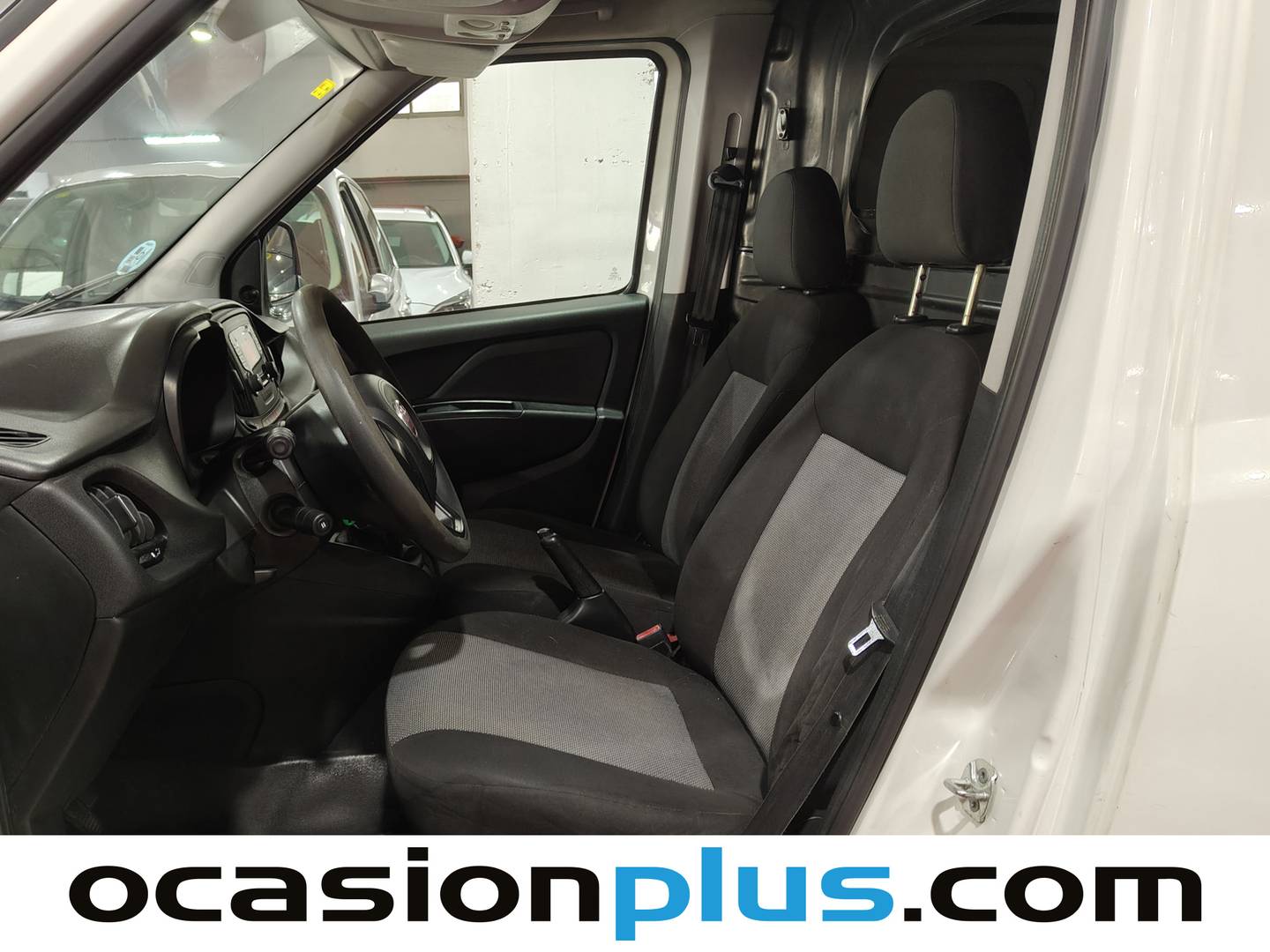 Foto asientos delanteros Fiat Doblò Cargo Fiat Dobló Cargo 1.3 Multijet Base (95 CV)