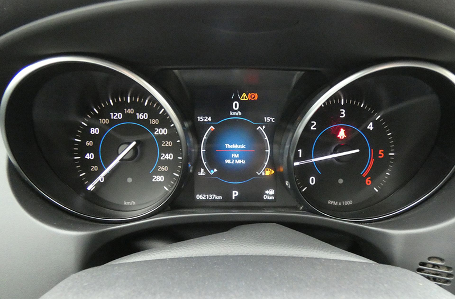 Jaguar XE 2.0 Diesel Pure RWD - foto 21