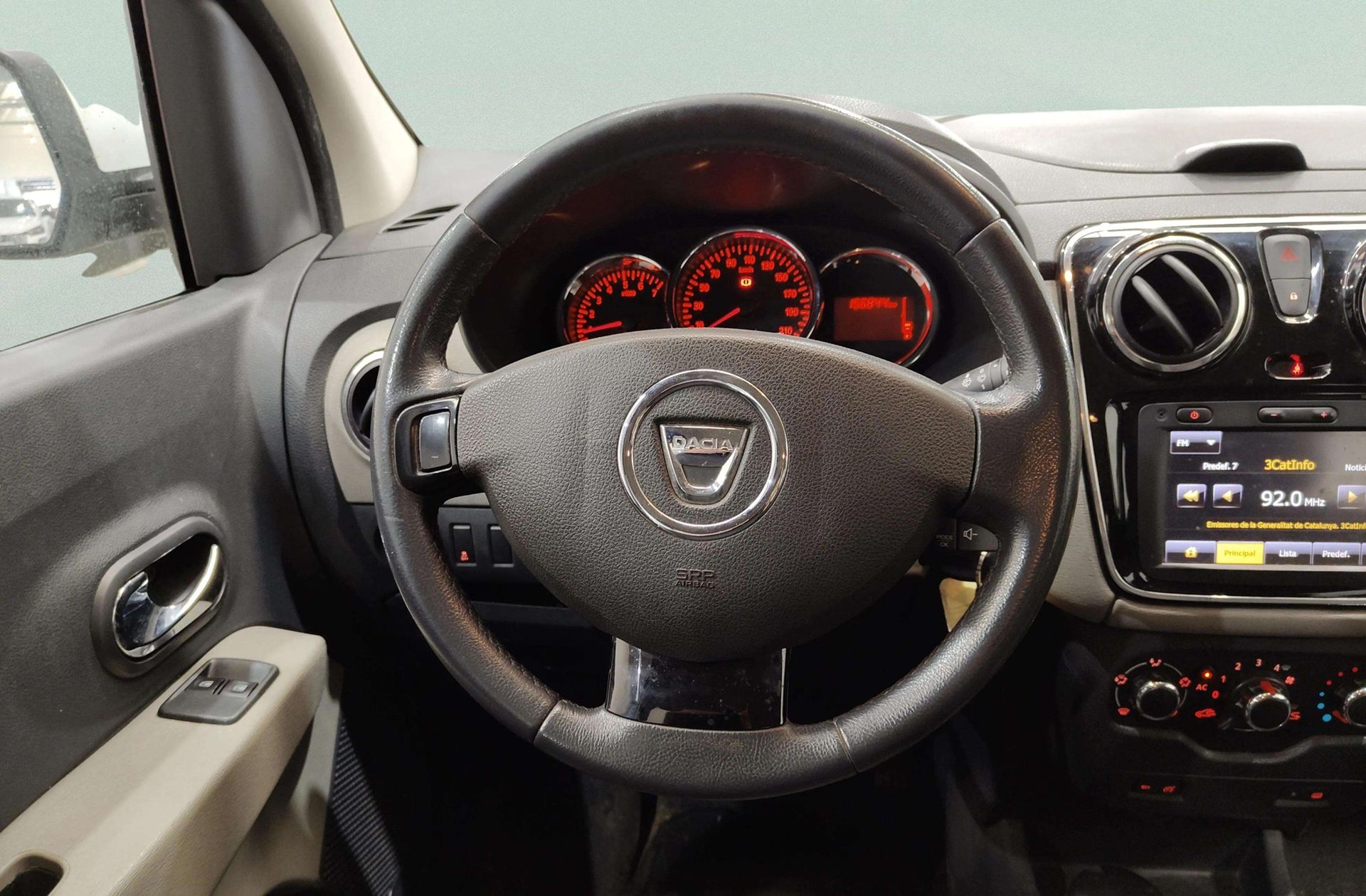 Dacia Lodgy dCi 110 Laureate 7 plazas - foto 23