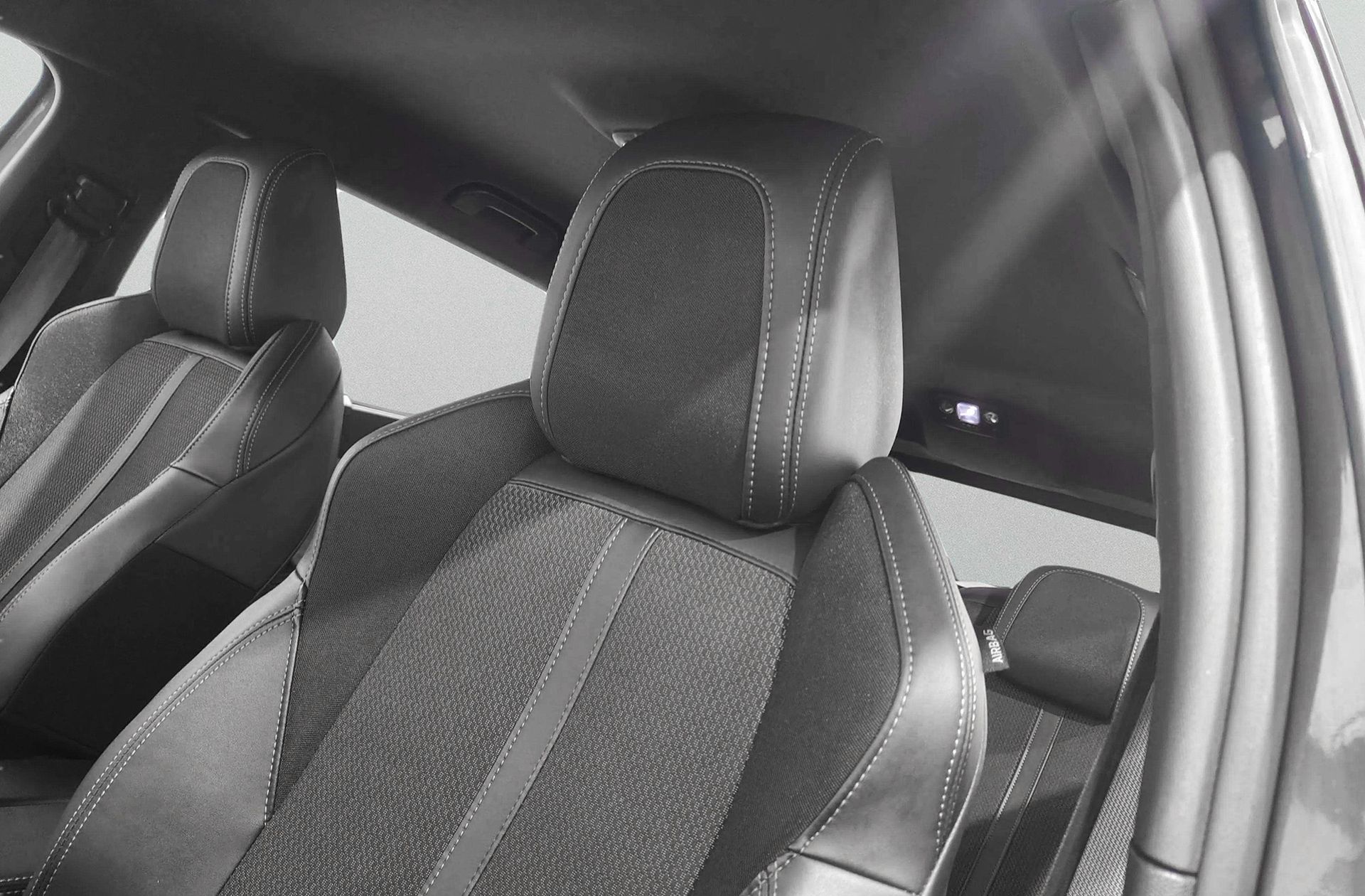 Peugeot 5008 BlueHDi 130 GT EAT8 7 plazas - foto 12