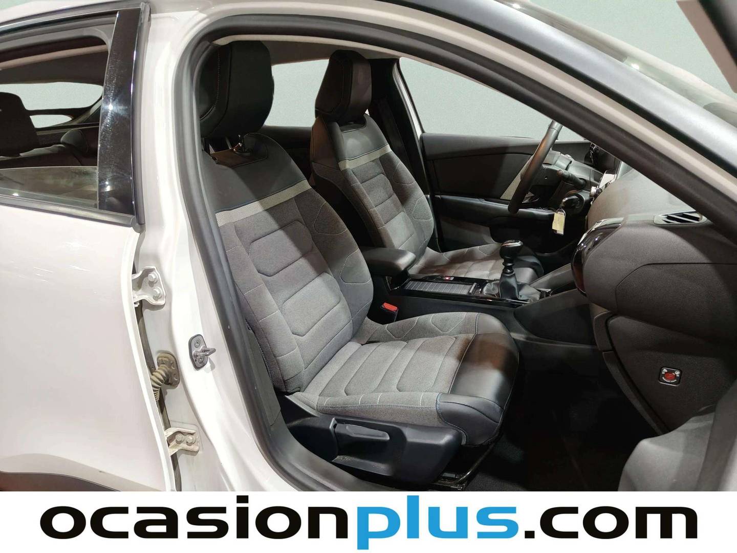 Foto Citroën C4 Citroen C4 PureTech 130 S&S 6v Feel Pack (130 CV)