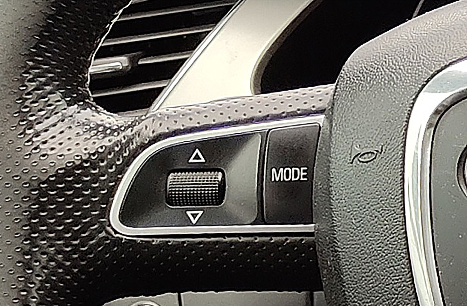 Audi A4 2.7 TDI DPF multitronic - foto 24
