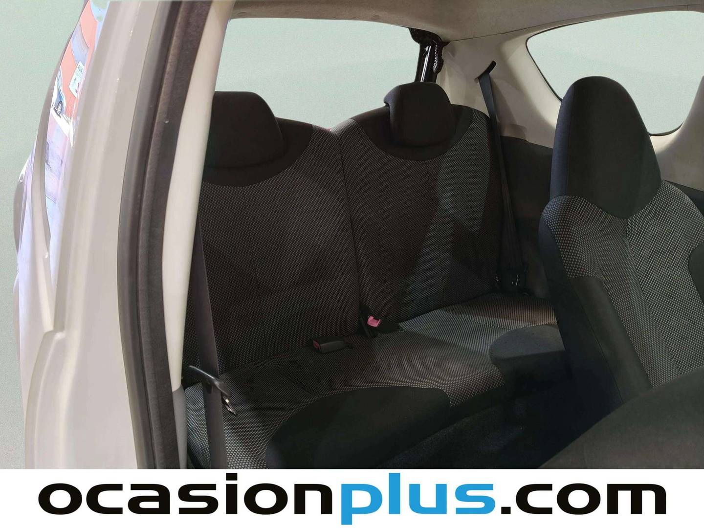 Toyota Aygo Toyota Aygo 1.0 VVT-i Connect (68 CV) gasolina