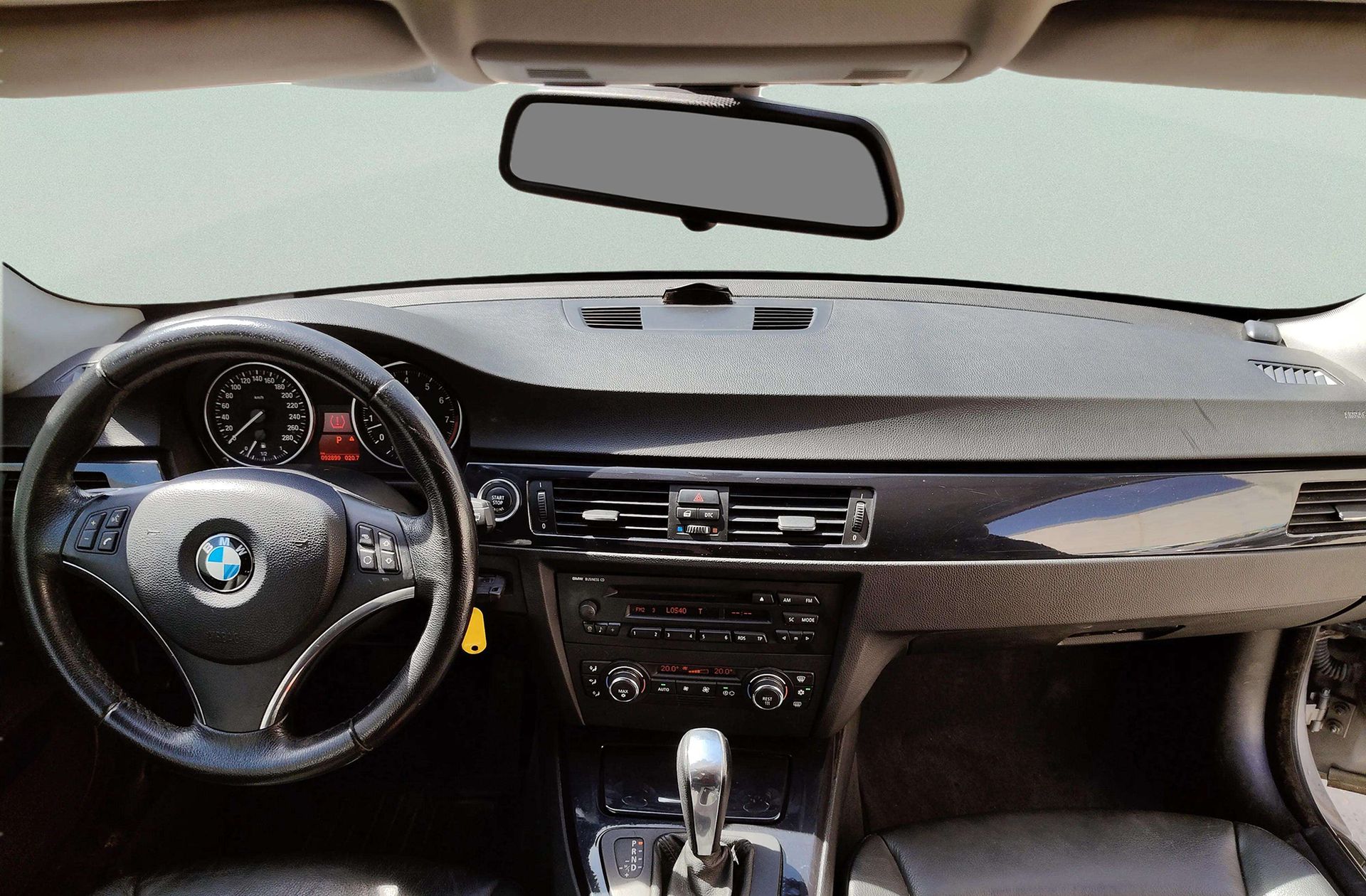 BMW Serie 3 325i Coupe - foto 17