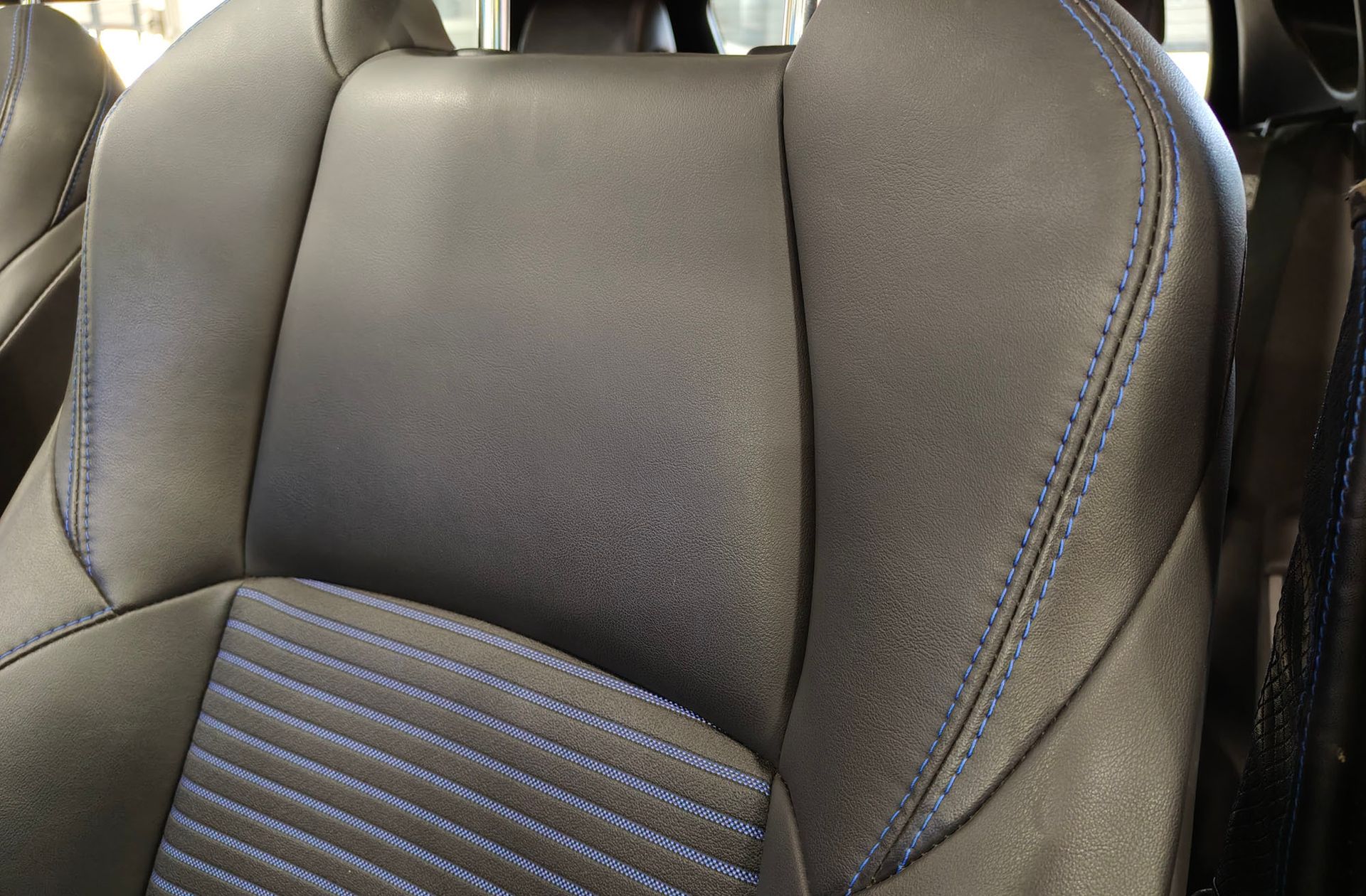 Toyota RAV4 2.5 hybrid 220H Style e-CVT - foto 13