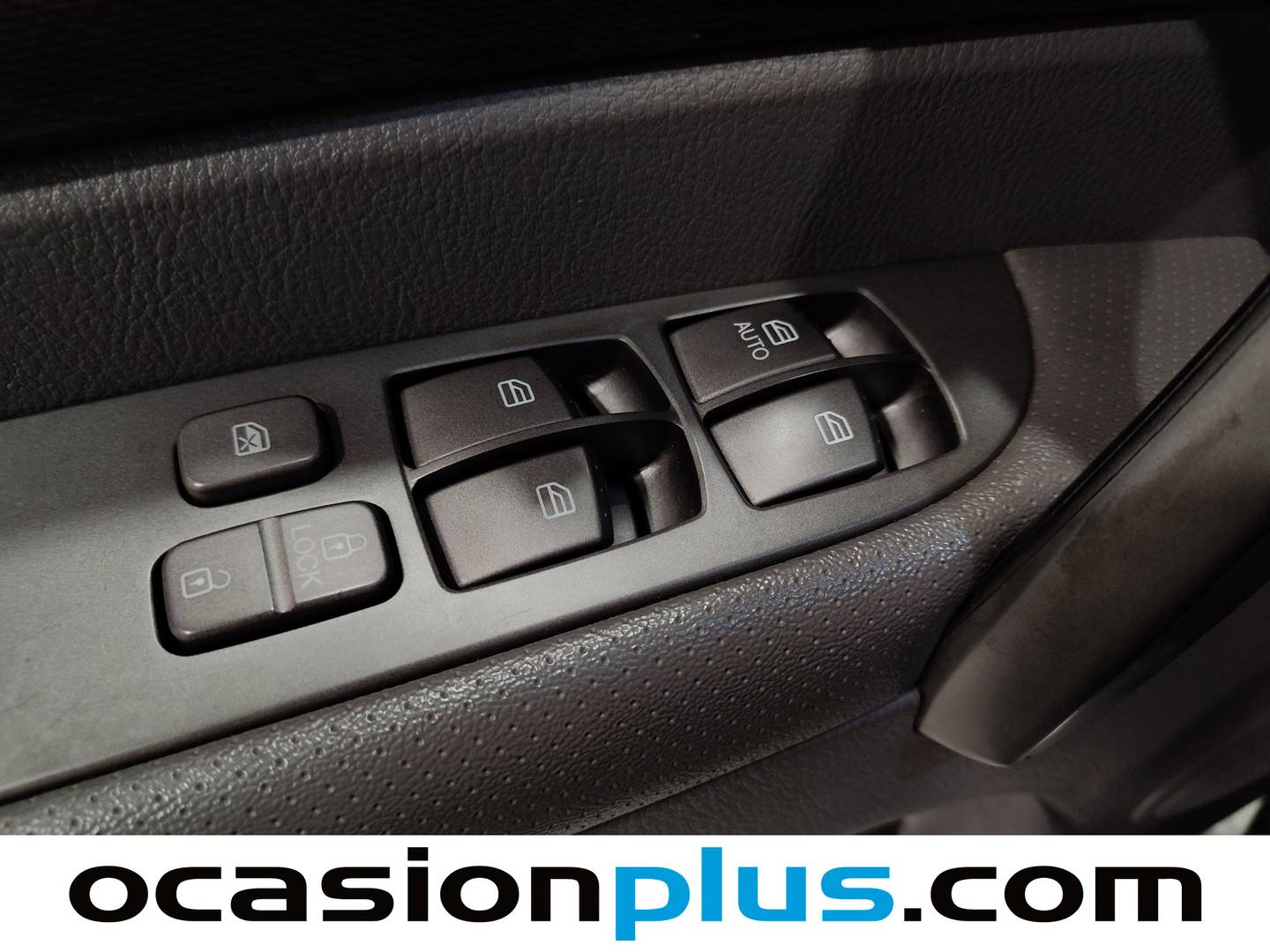 SsangYong Rodius SsangYong Rodius 2.0 e-Xdi Limited 114 kW (155 CV) 2013