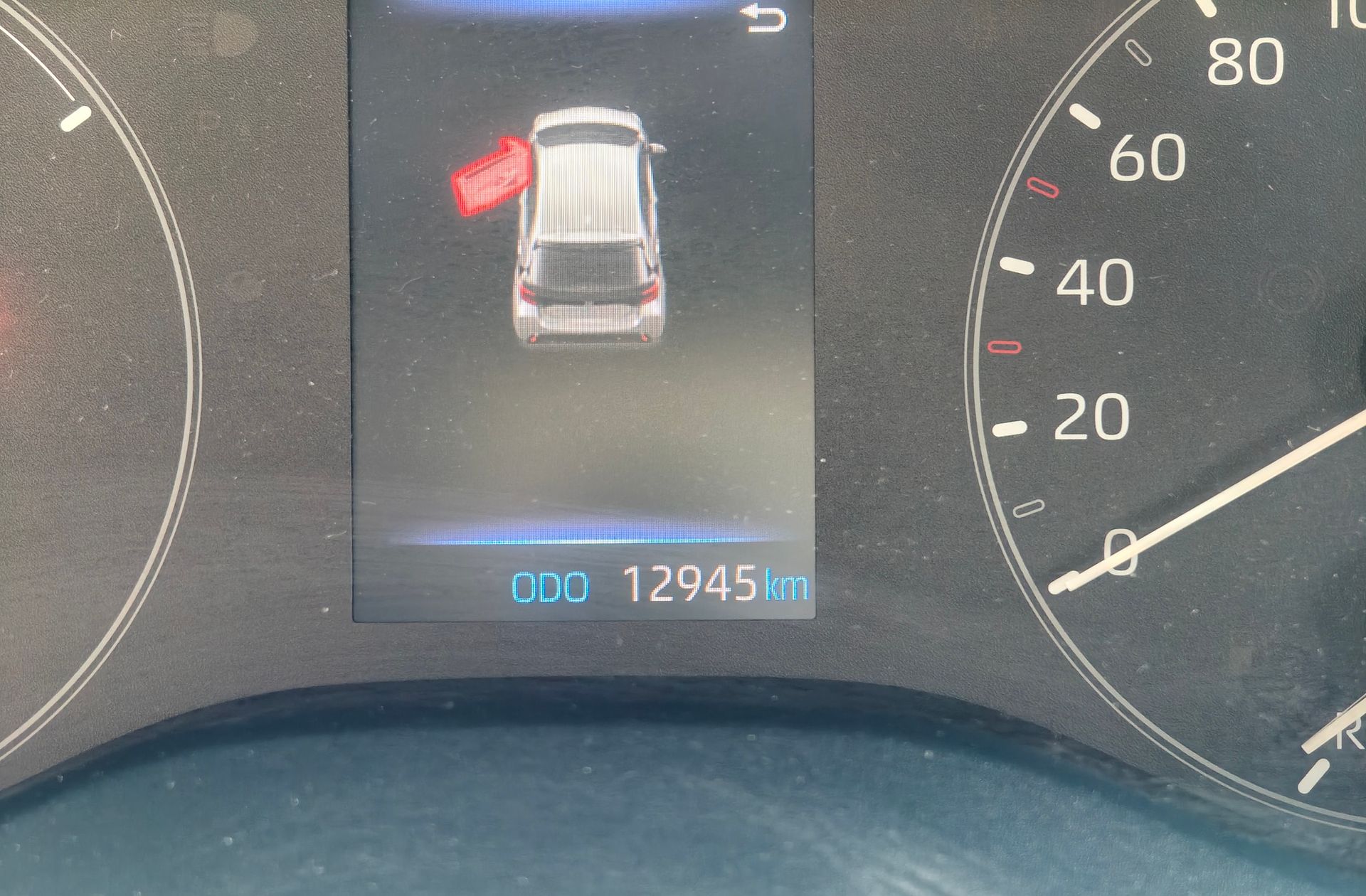 Toyota Yaris 120H Active Plus - foto 9