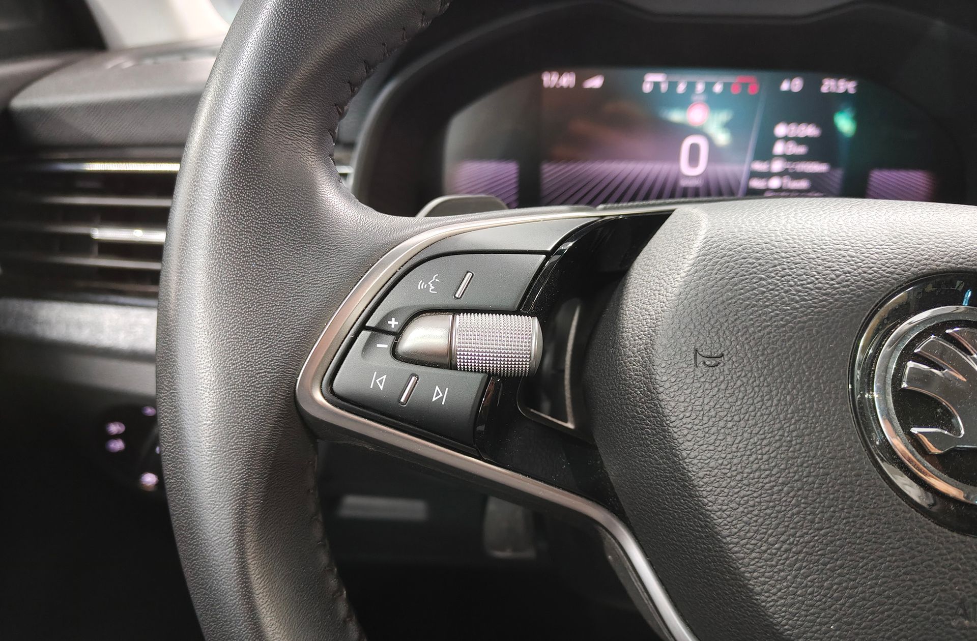 Škoda Scala 1.0 TSI Selection DSG - foto 27