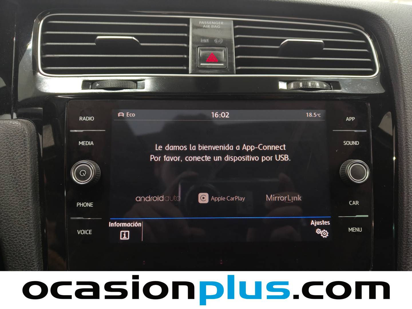 Equipamiento del Volkswagen Golf Volkswagen Golf Sport 2.0 TDI (150 CV) Pack R Line