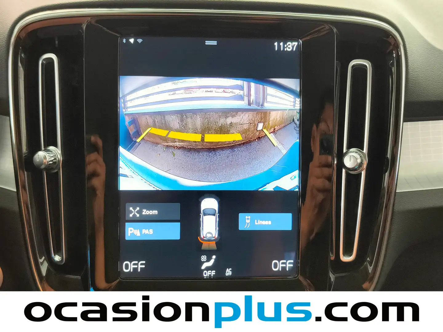 Foto Volvo XC40 Volvo XC40 T3 Momentum Pro (163 CV)