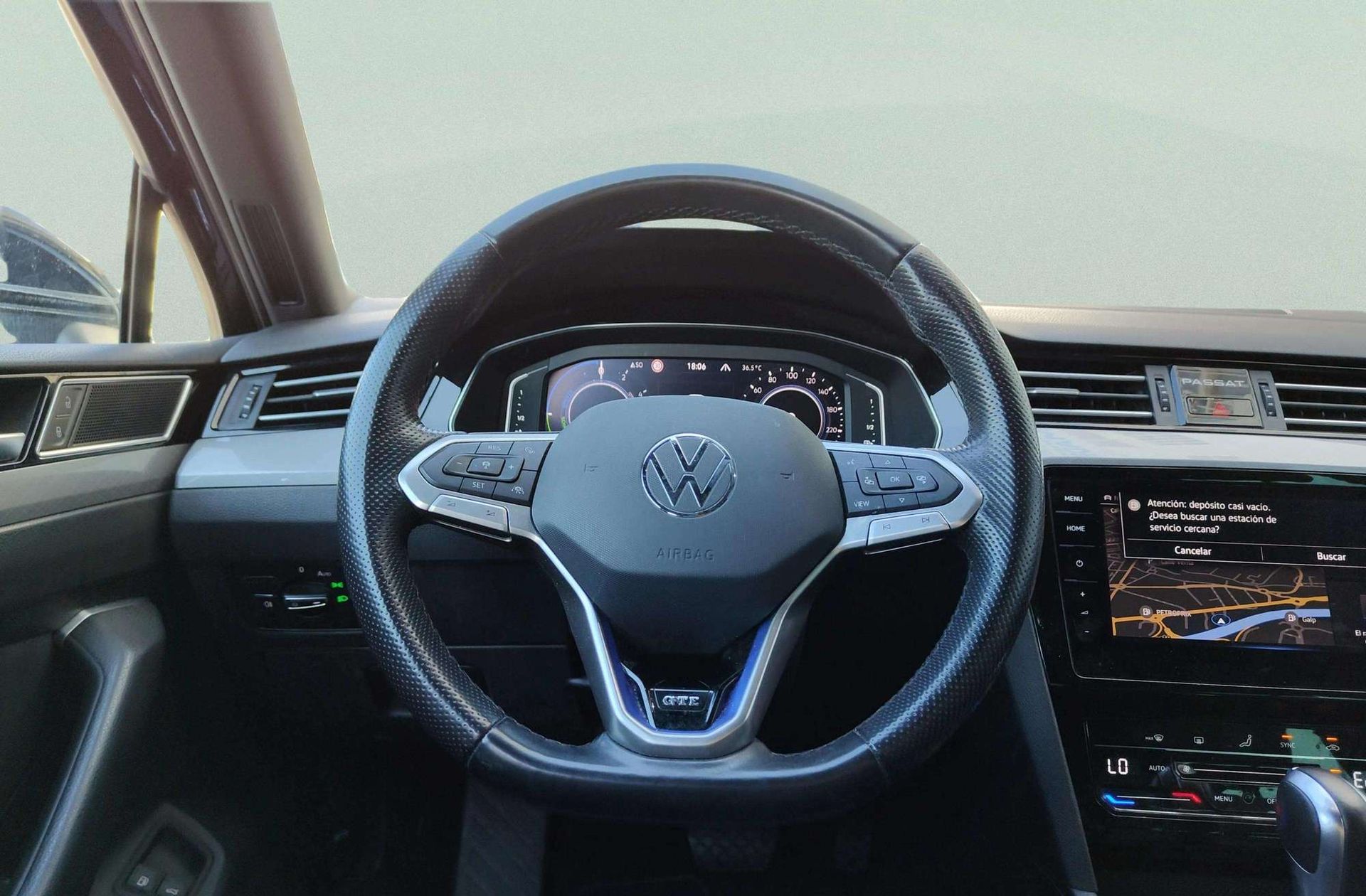 Volkswagen Passat Variant GTE 1.4 TSI e-Power DSG - foto 35