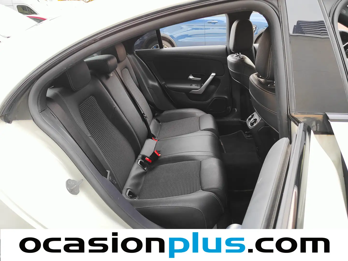 Foto Mercedes CLA Mercedes-Benz CLA CLA 200 d (150 CV) AMG Pack