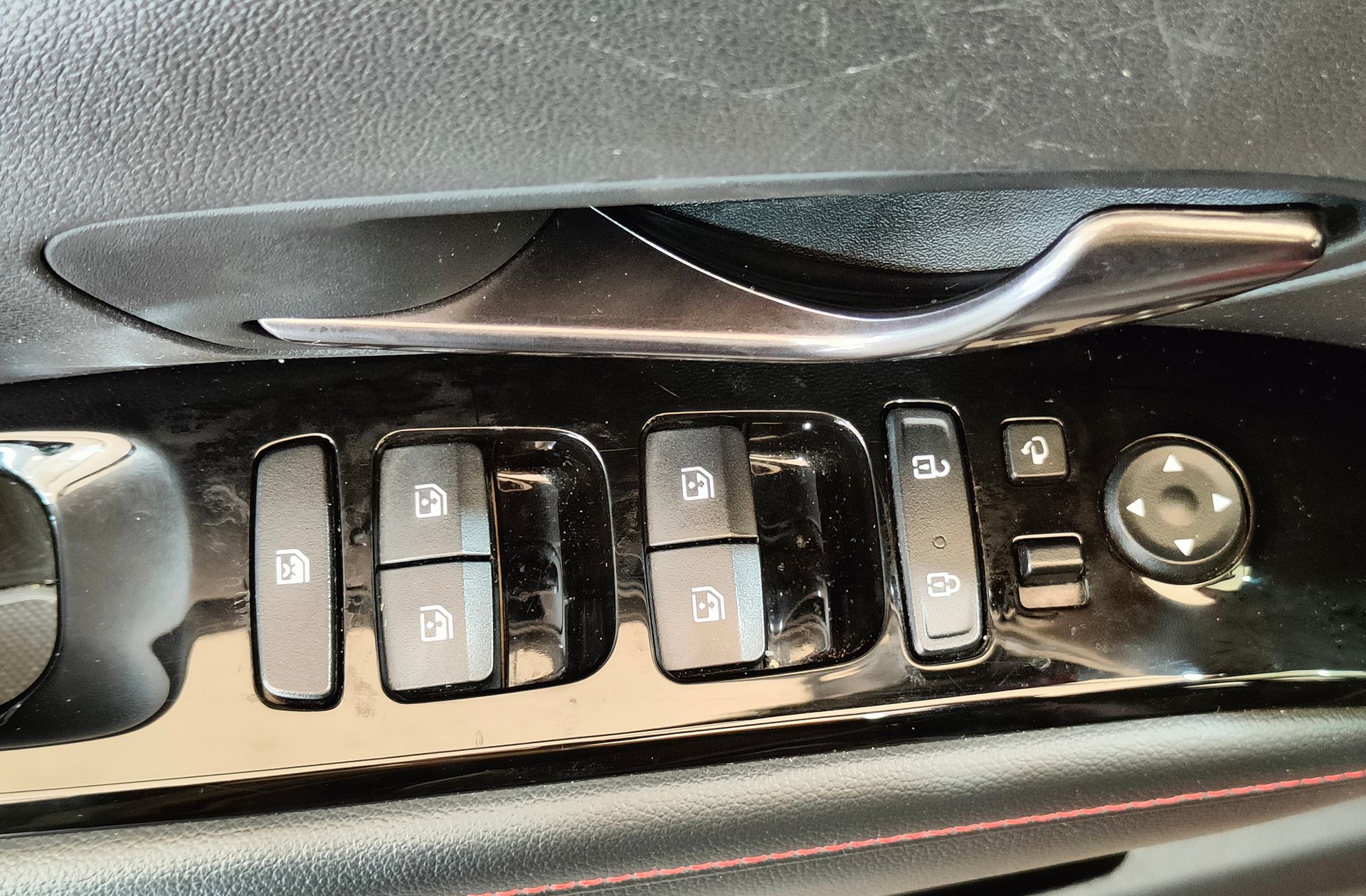 Hyundai Tucson 1.6 T-GDi N-Line 30 Aniversario - foto 20