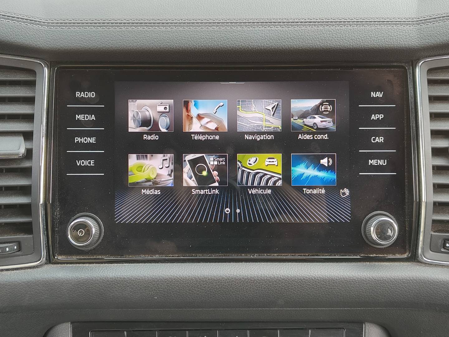 Foto Skoda Kodiaq Skoda Kodiaq 1.5 TSI Ambition 4x2 DSG  (150 CV)