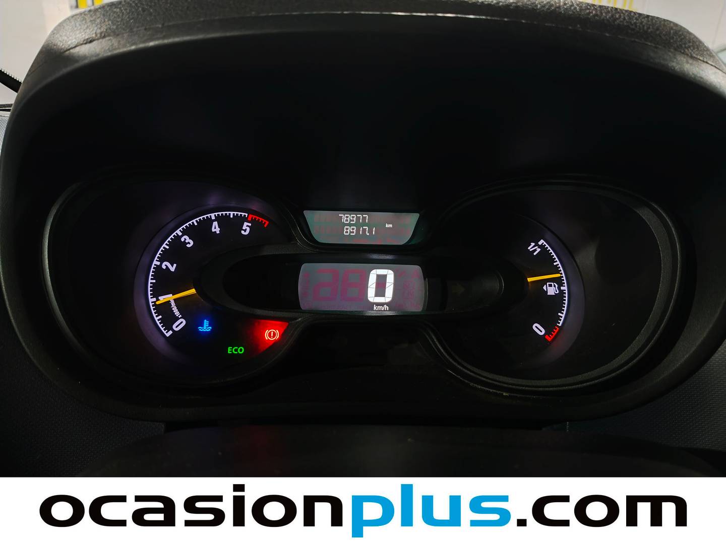 Opel Vivaro Opel Vivaro 1.6 CDTI Expression L2 H1 2.9t (90 CV) Camperizada 2 Plazas de segunda mano