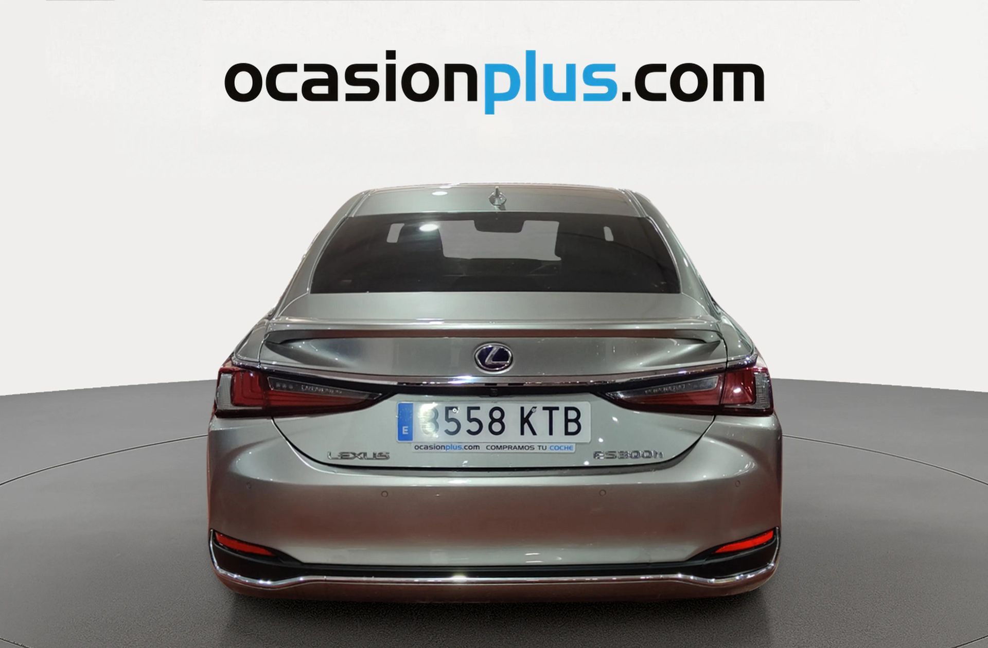 Lexus ES 300h Luxury - foto 27