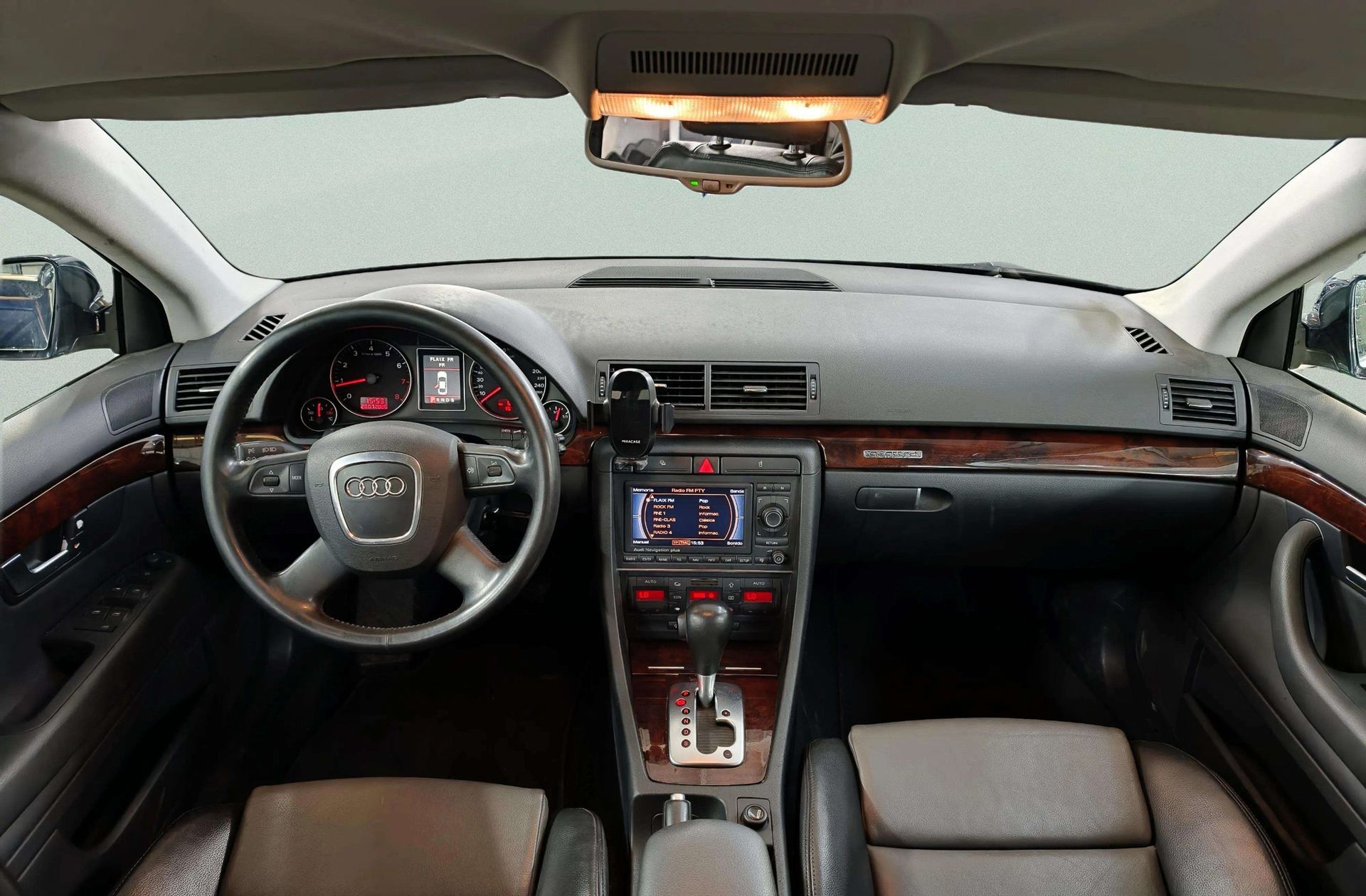 Audi A4 Avant 3.2 FSI quattro Tiptronic - foto 6