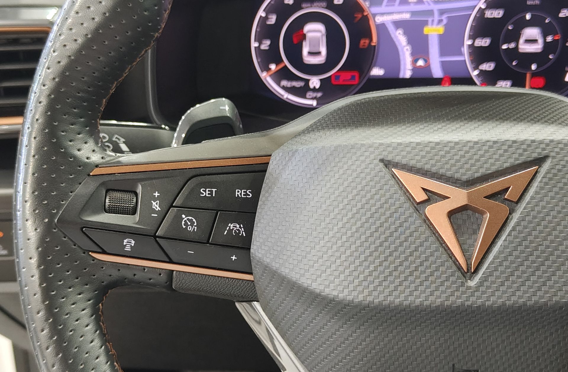 Cupra Formentor 1.5 TSI DSG - foto 23