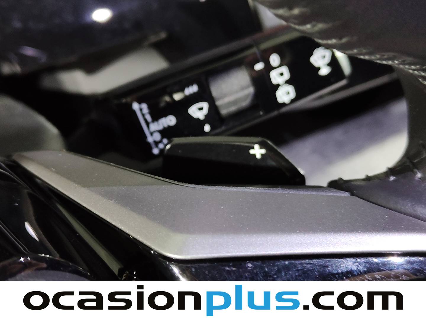 Foto Peugeot 5008 Hybrid Peugeot 5008 Hybrid 1.2 Allure eDCS6 (136 CV) 7 Plazas