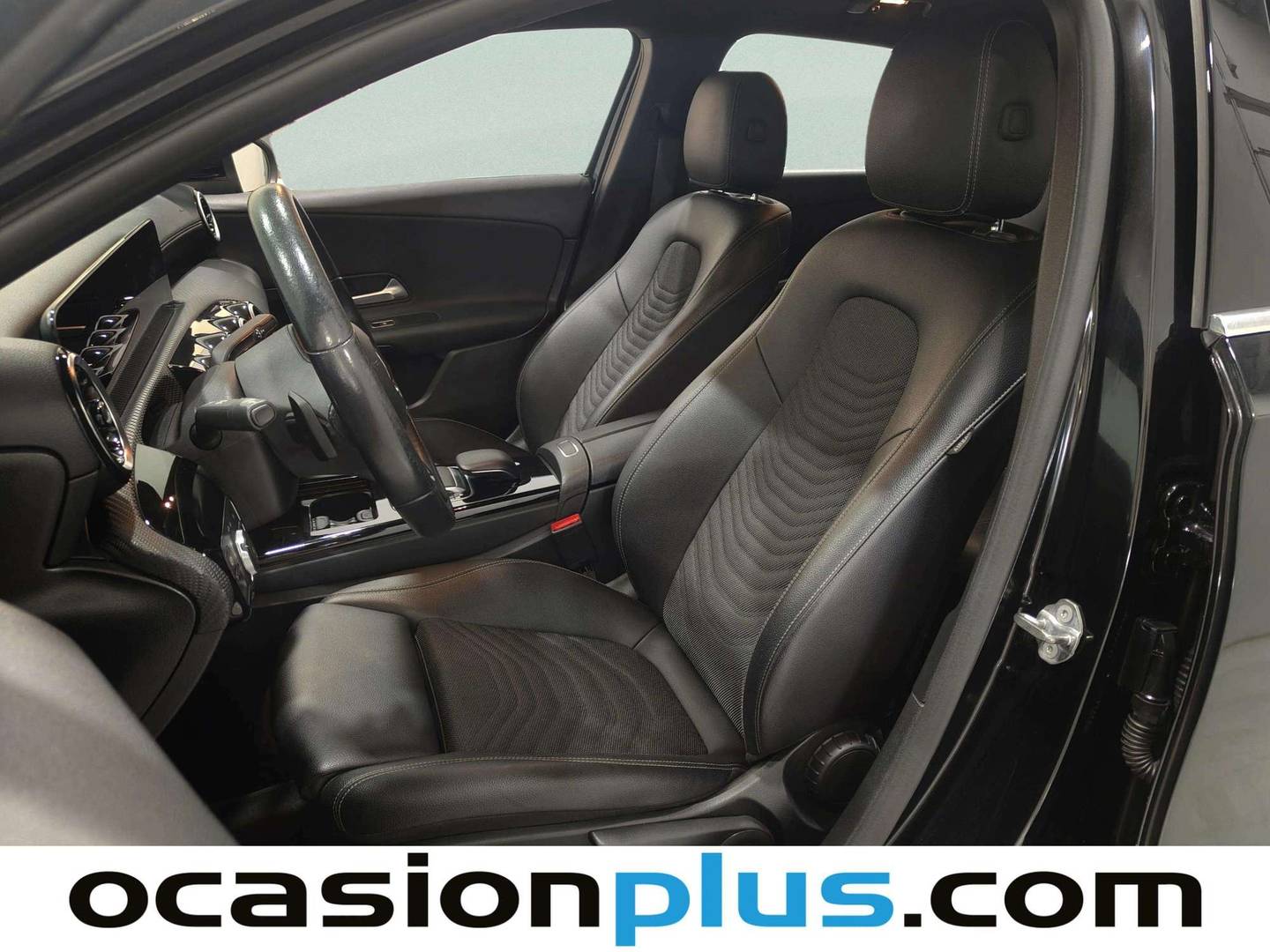 Foto asientos delanteros Mercedes Clase A Mercedes Clase A 180 d (116 CV)