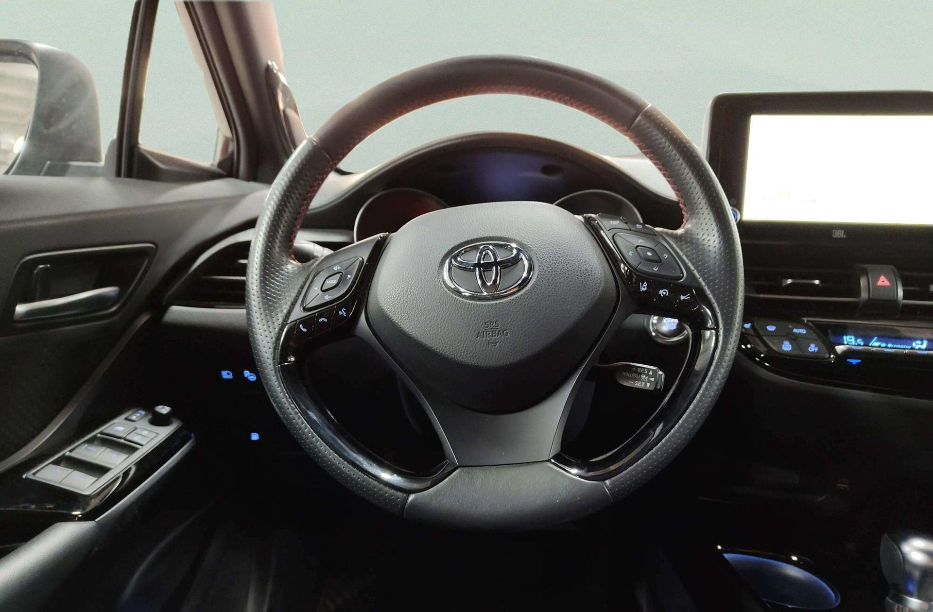 Toyota C-HR 180H GR Sport Black Edition - foto 26