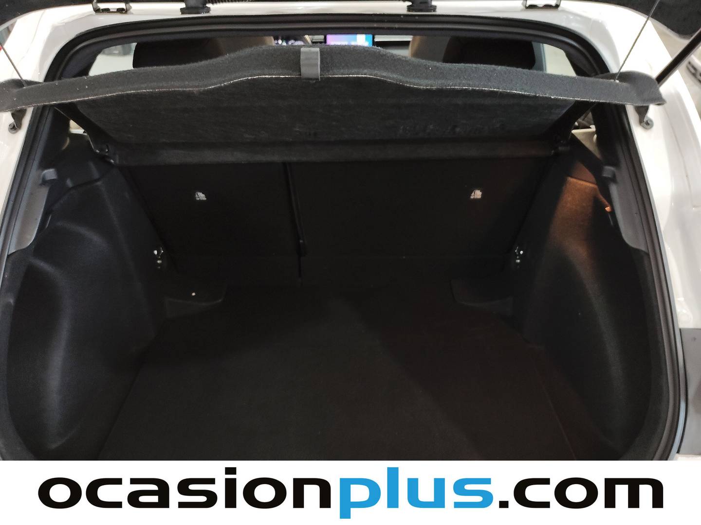 Foto Toyota Corolla Toyota Corolla 140H Active Plus (140 CV)