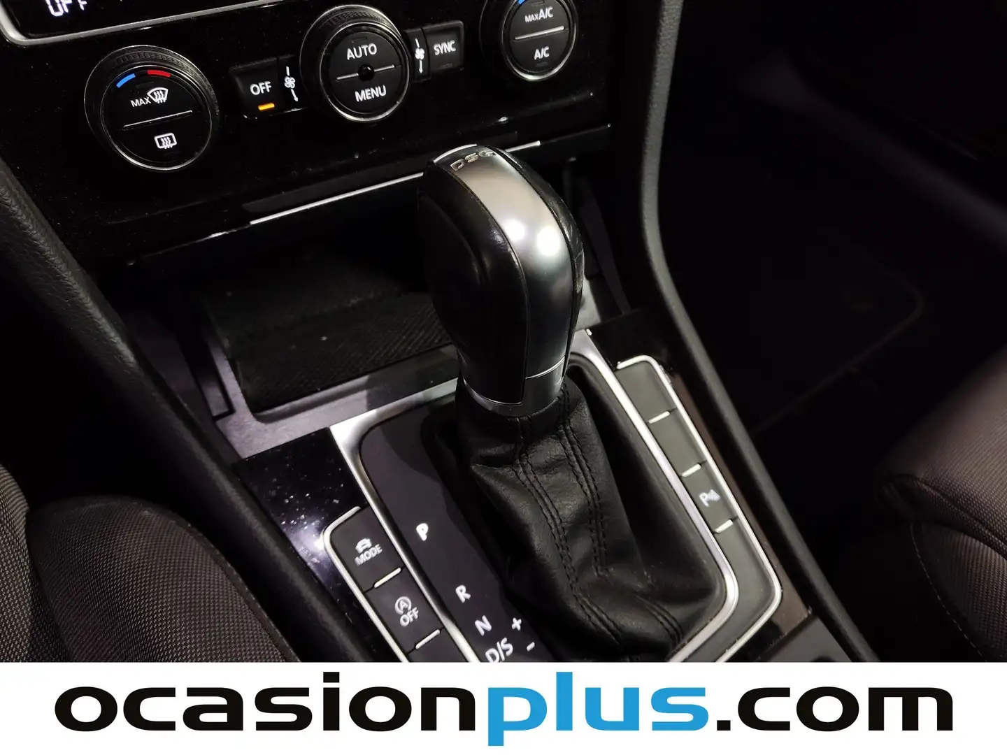 Foto Volkswagen Golf Volkswagen Golf Variant Variant Sport 1.5 TSI EVO (150 CV) DSG Pack R-LINE