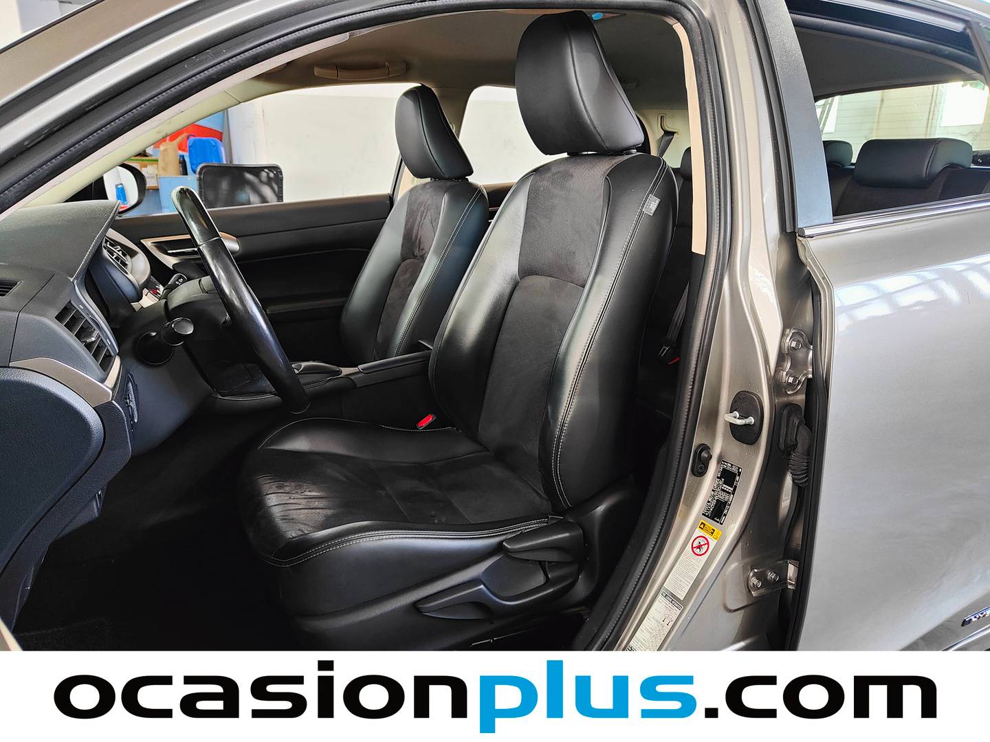 Foto asientos delanteros Lexus CT Lexus CT 200h Sport Edition (136 CV)