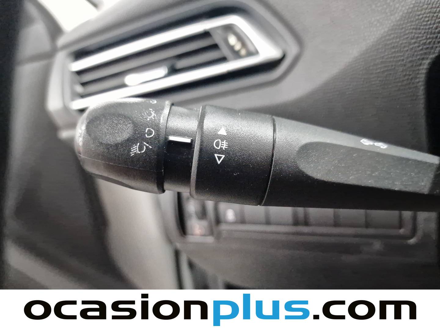 Peugeot 308 Peugeot 308 1.6 HDI FAP Access (92 CV) de segunda mano