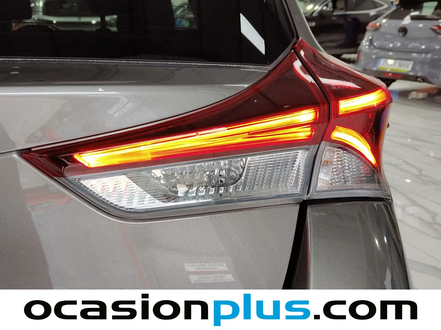 Foto Toyota Auris Toyota Auris 140H Hybrid Feel! Edition (136 CV)