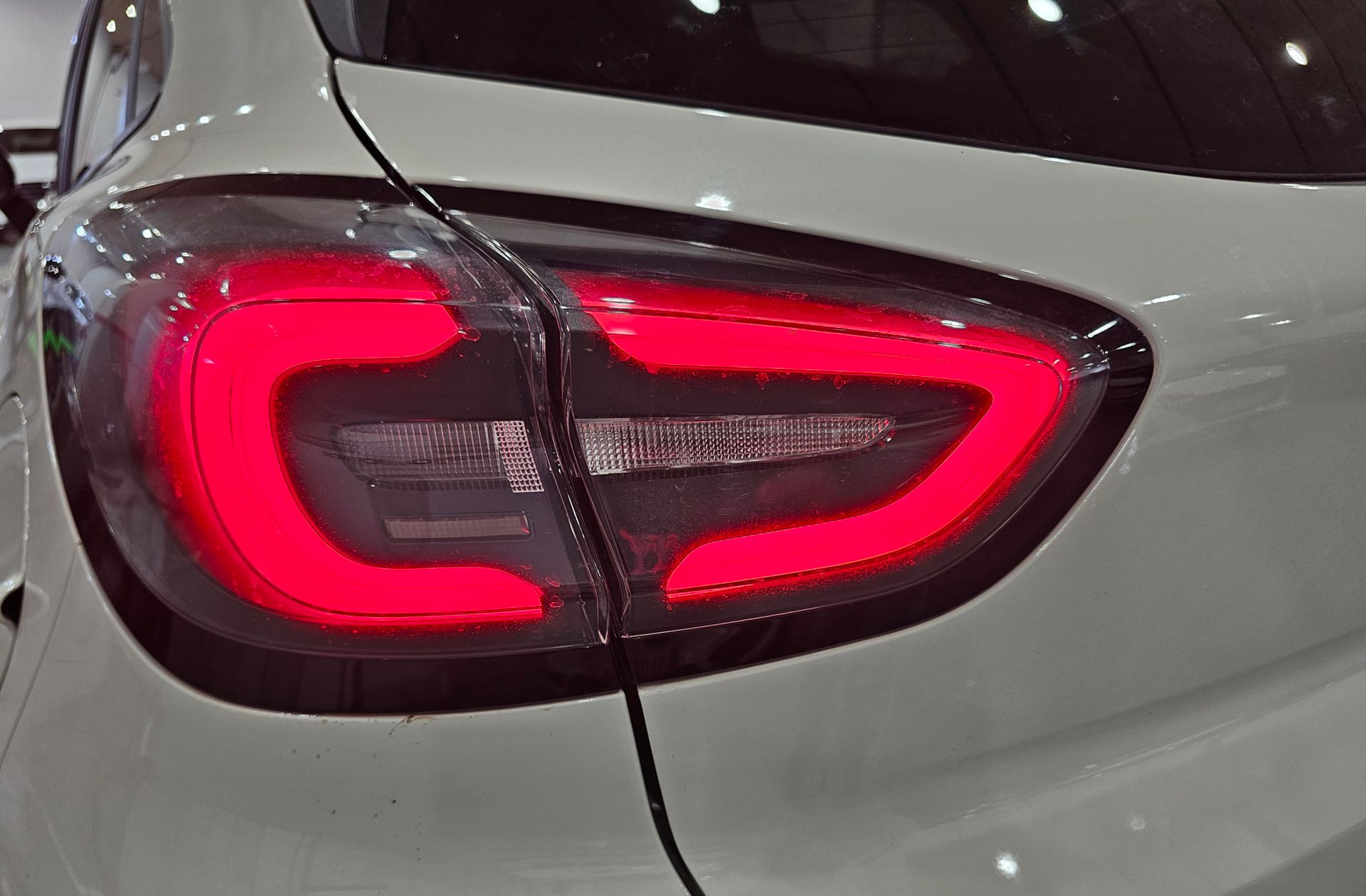 Ford Puma 1.0 EcoBoost Titanium - foto 16