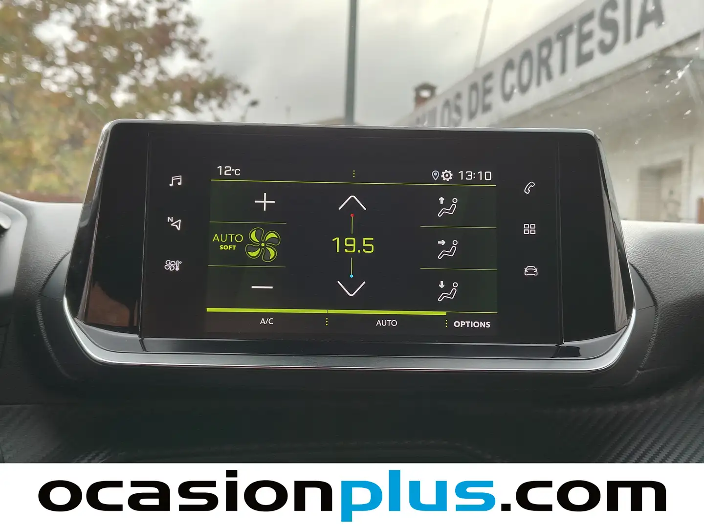 Foto Peugeot 2008 Peugeot 2008 PureTech 130 S&S Allure Pack (130 CV)