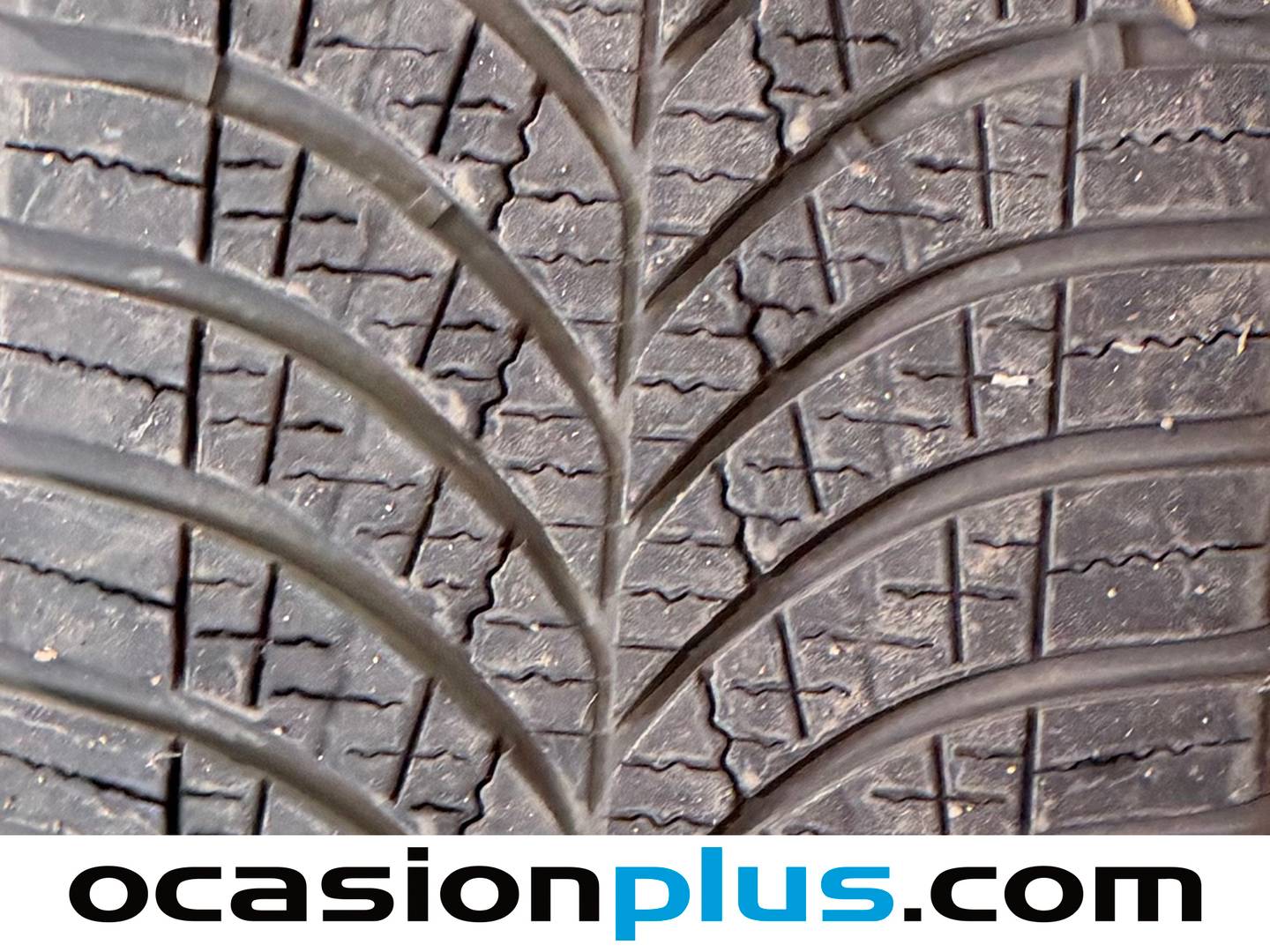 Peugeot 5008 Hybrid Peugeot 5008 Hybrid 1.2 Active Pack eDCS6 100 kW (136 CV) 7 plazas al mejor precio