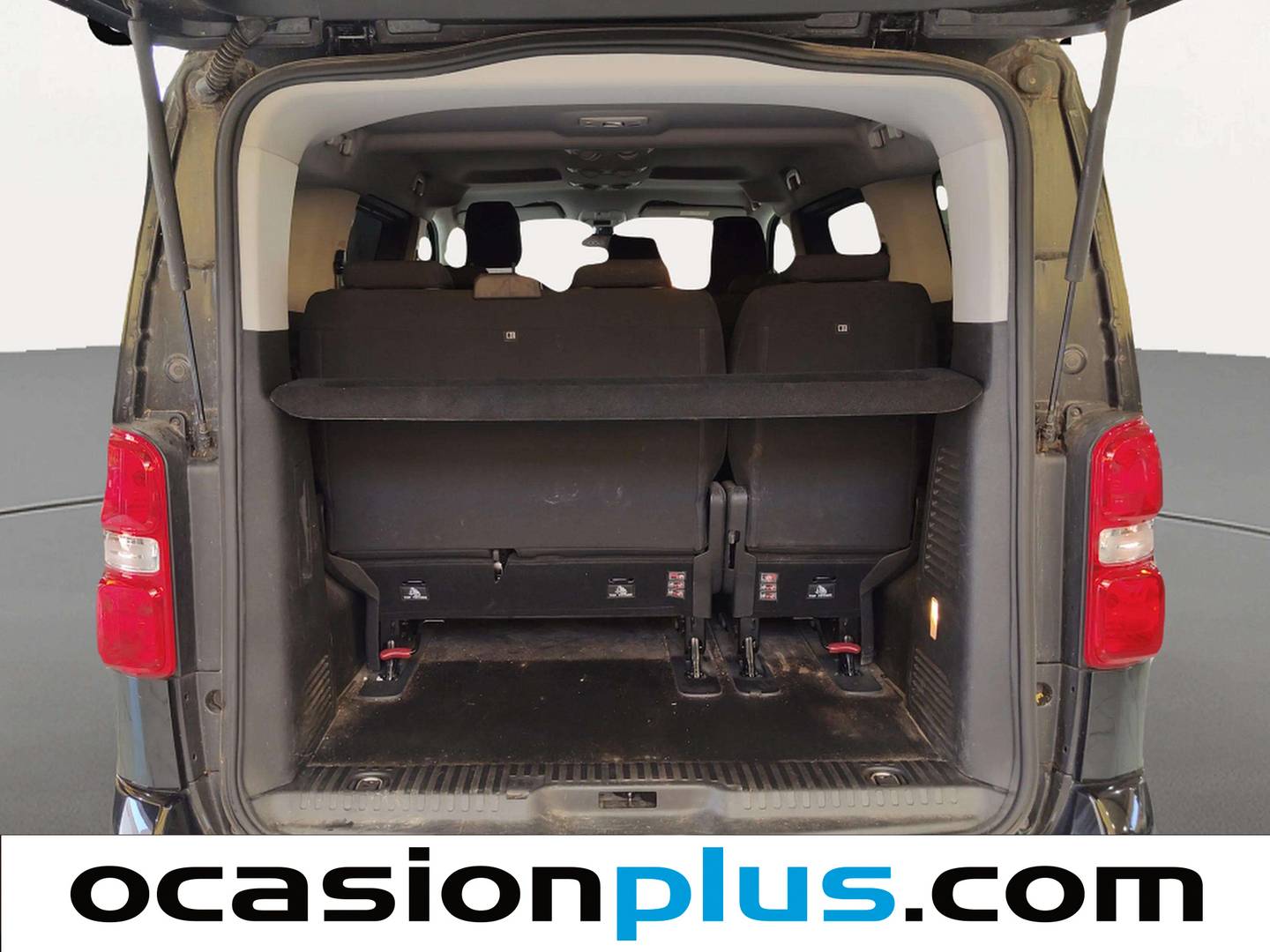 Foto Peugeot Traveller Peugeot Traveller 2.0 BlueHDi Business Standard (150 CV)9 Plazas siete plazas